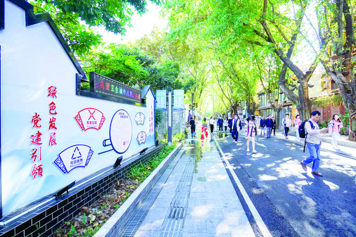     惠城区祝屋巷2016年启动“和美网格”试点，经过改造后面貌焕然一新。惠州东江图片社供图