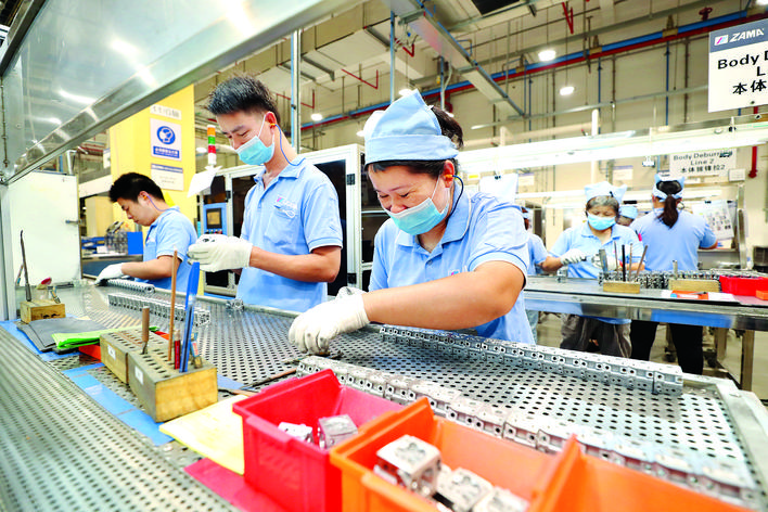     骏马精密工业（惠州）有限公司生产车间。