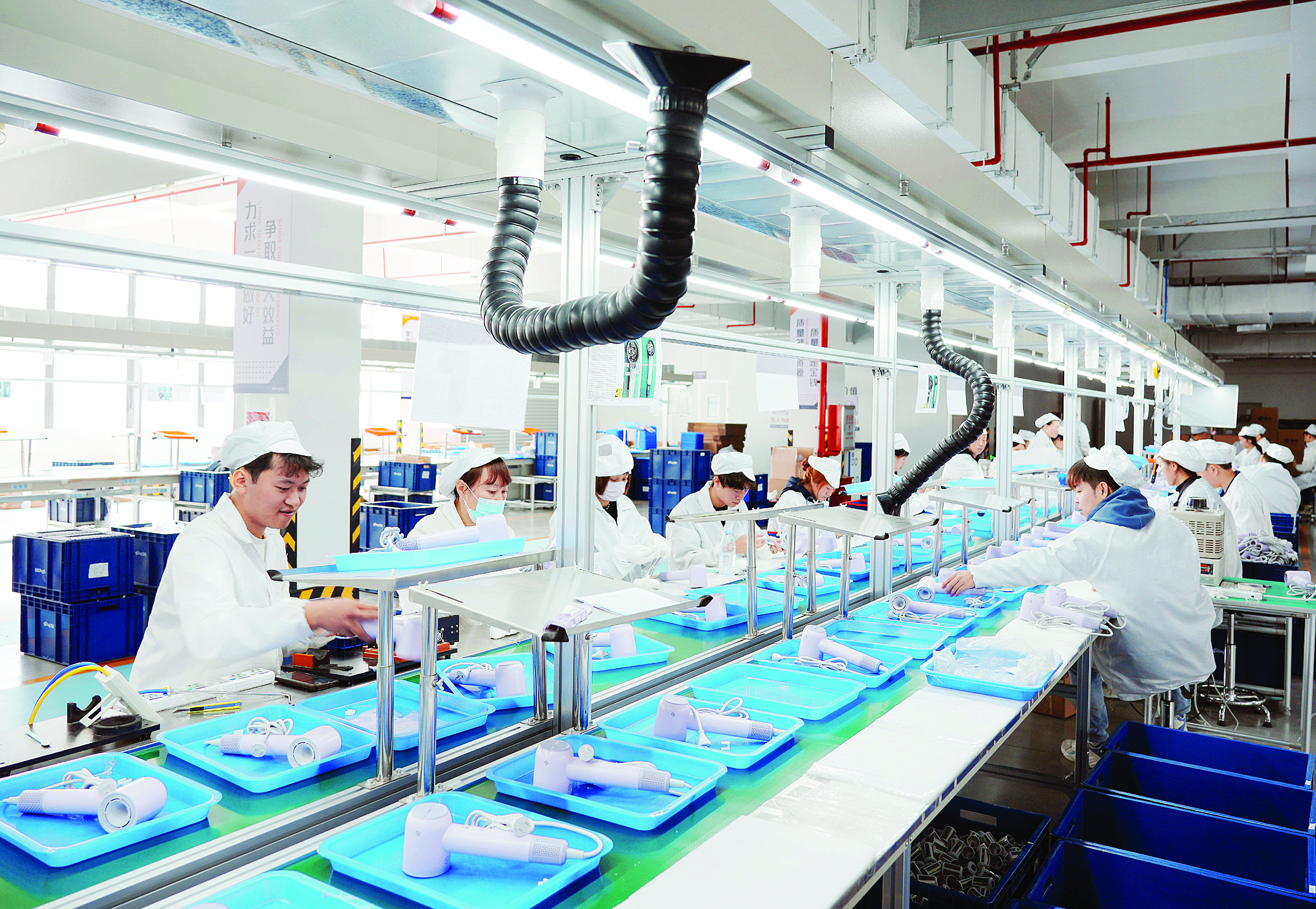     广东威林科技股份有限公司生产车间。惠州日报记者张艺明 摄