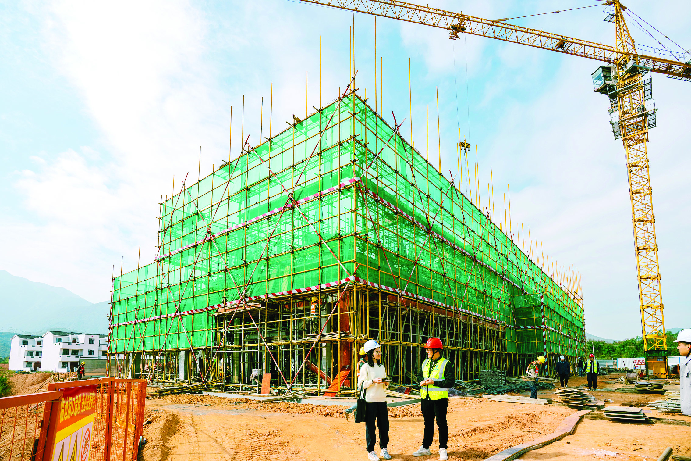     惠东县高潭镇卫生院迁建项目施工现场。