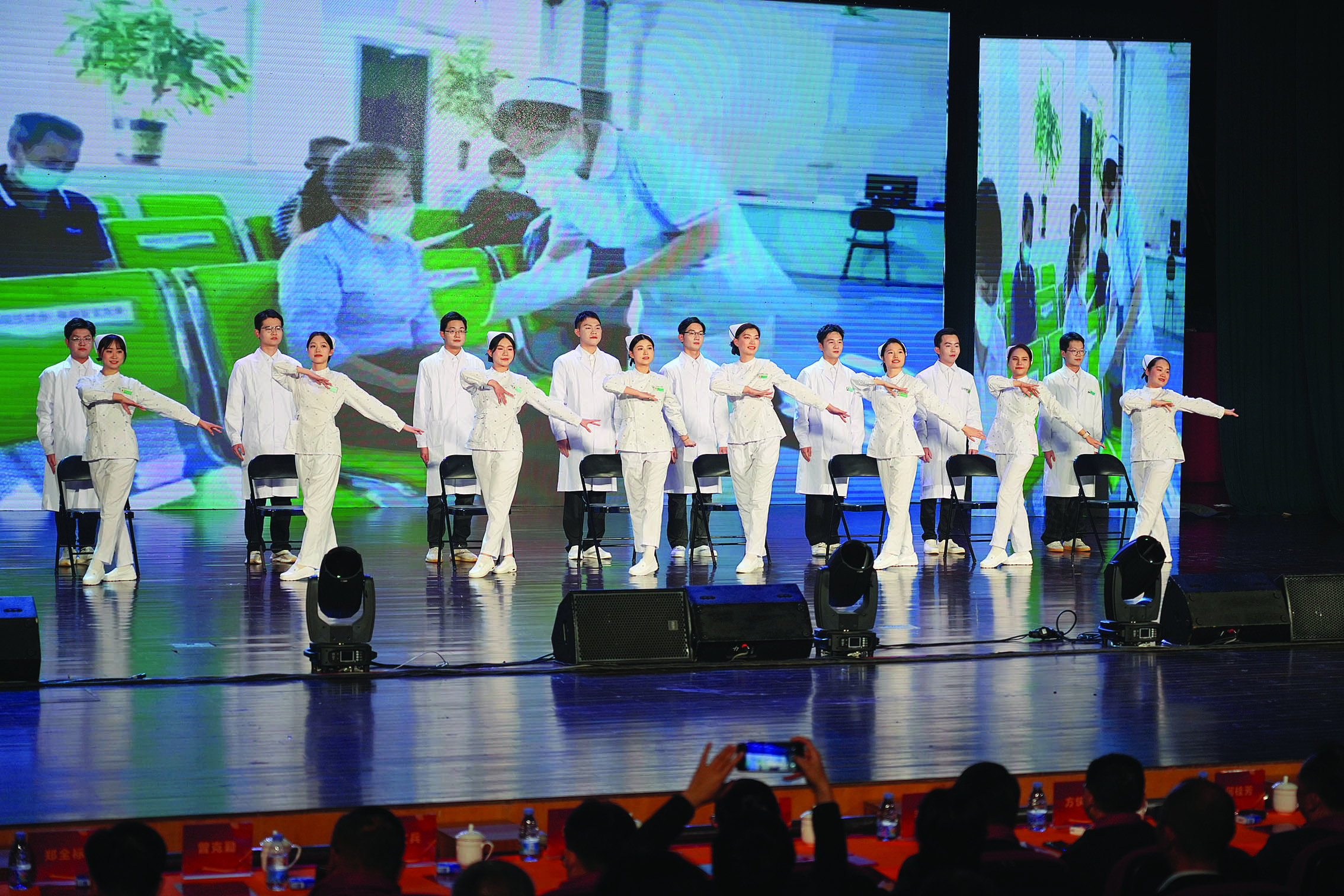     晚会现场。惠州日报记者许文昌 通讯员郭金璇 摄