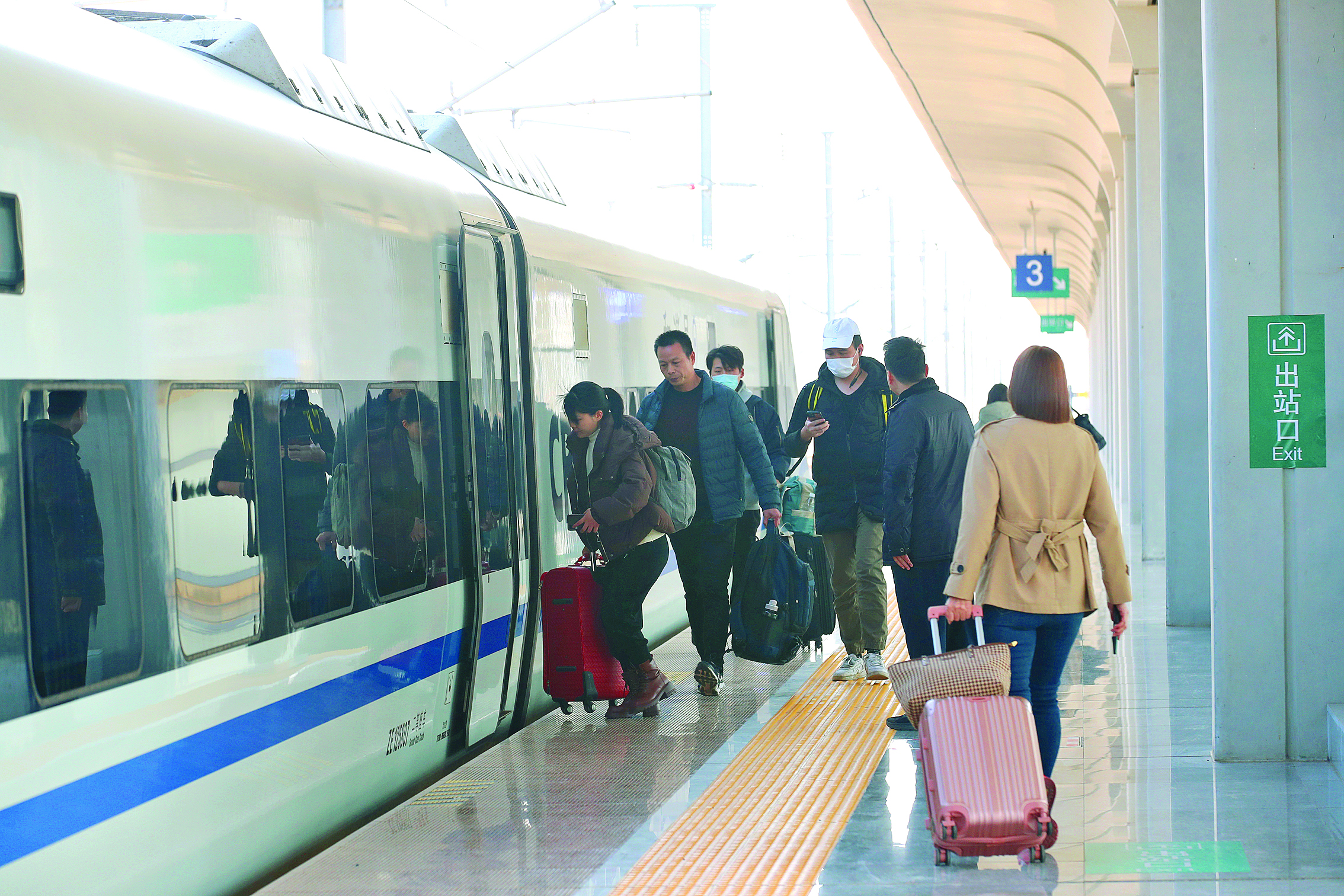     年越近，归乡心越切。