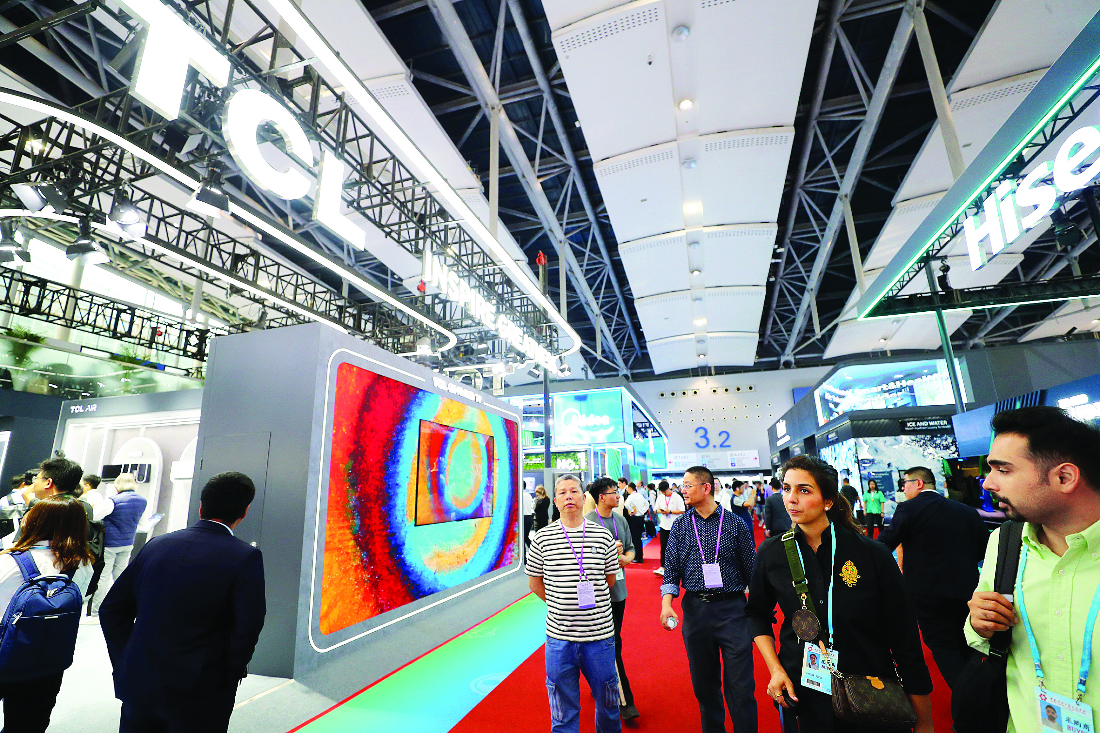     图②：广交会TCL展区。惠州东江图片社供图