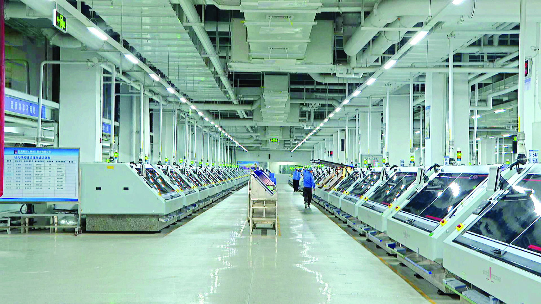     胜宏科技生产车间。