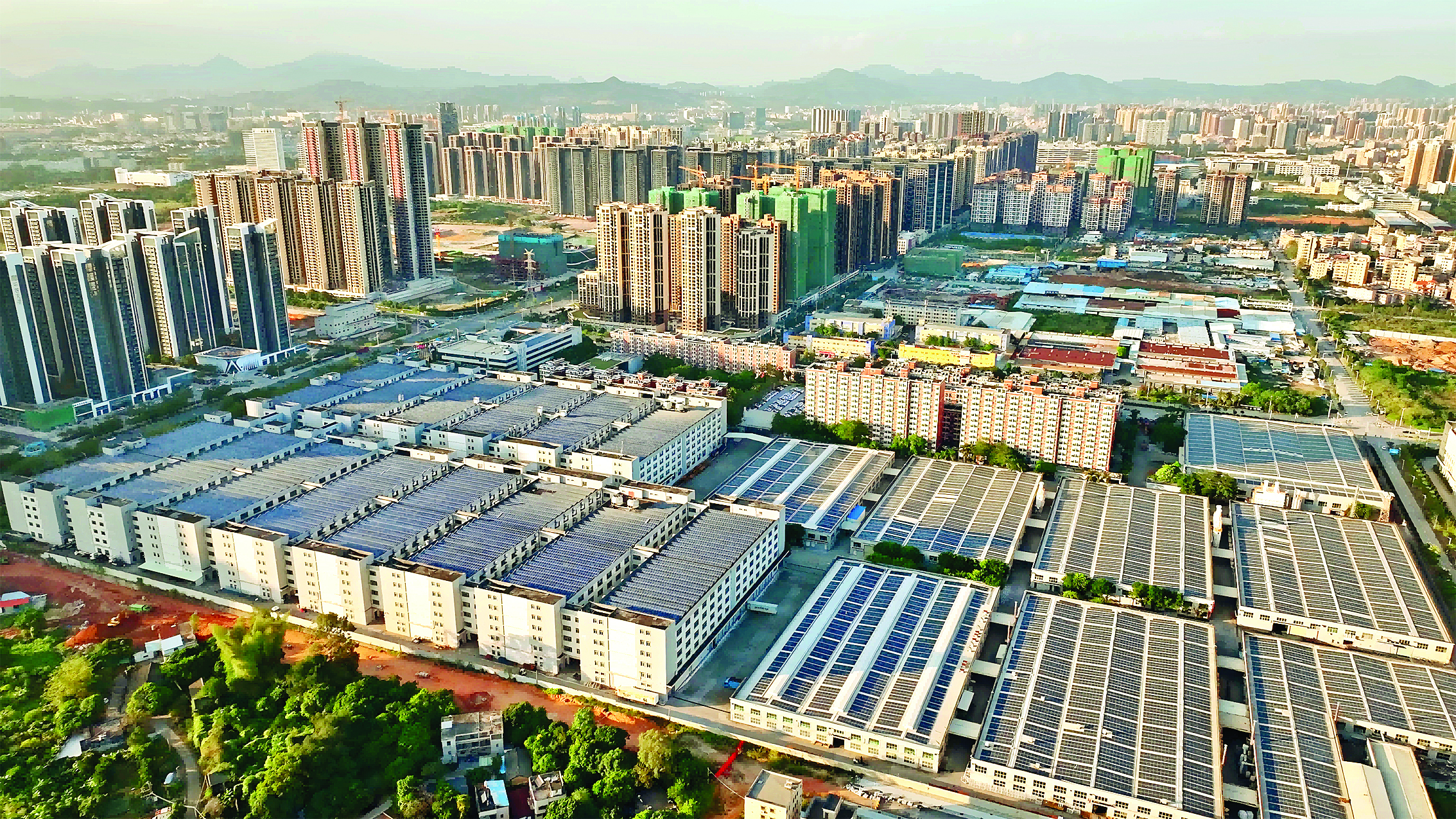 <p>    西区街道新兴产业园区企业林立。</p>