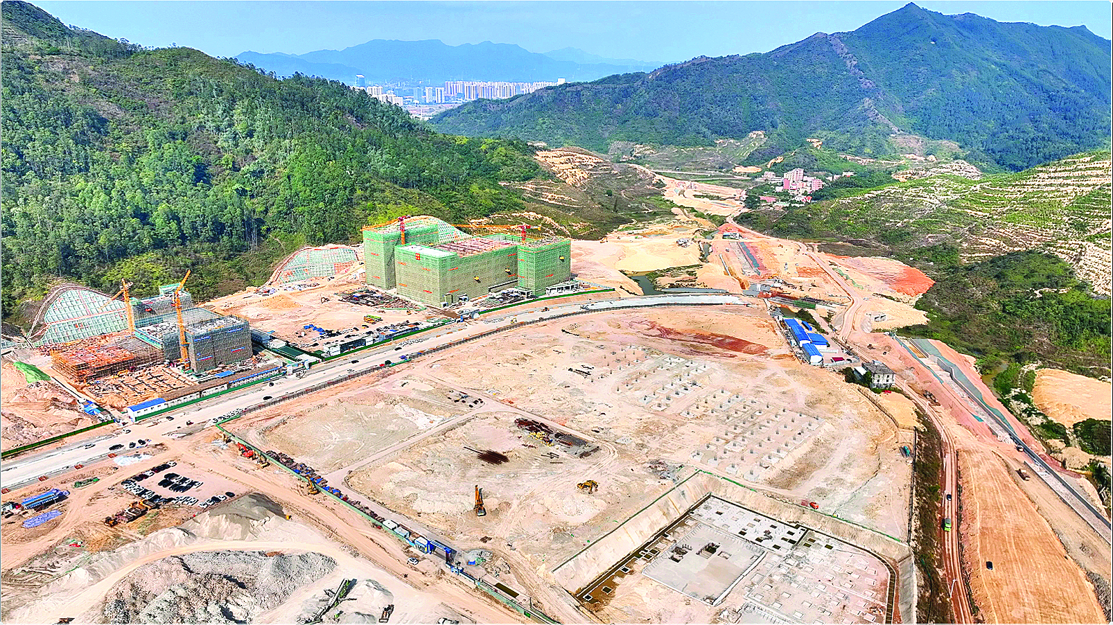     塘横片区建设如火如荼。