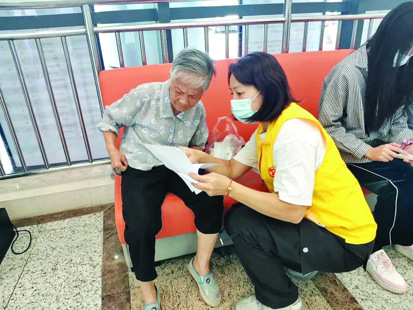     市三院“智慧助老 长者助医”项目，老年人就诊前可享“一对一”贴心服务。特约通讯员周文媚 通讯员欧永杰 陈述 摄