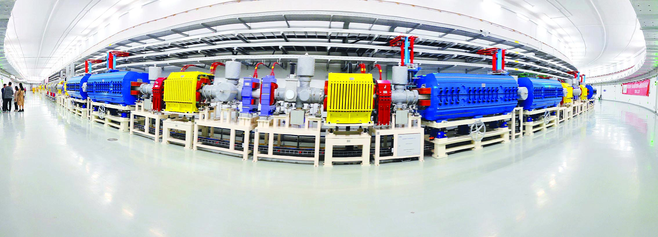     HIAF地下的巨大环形装置。