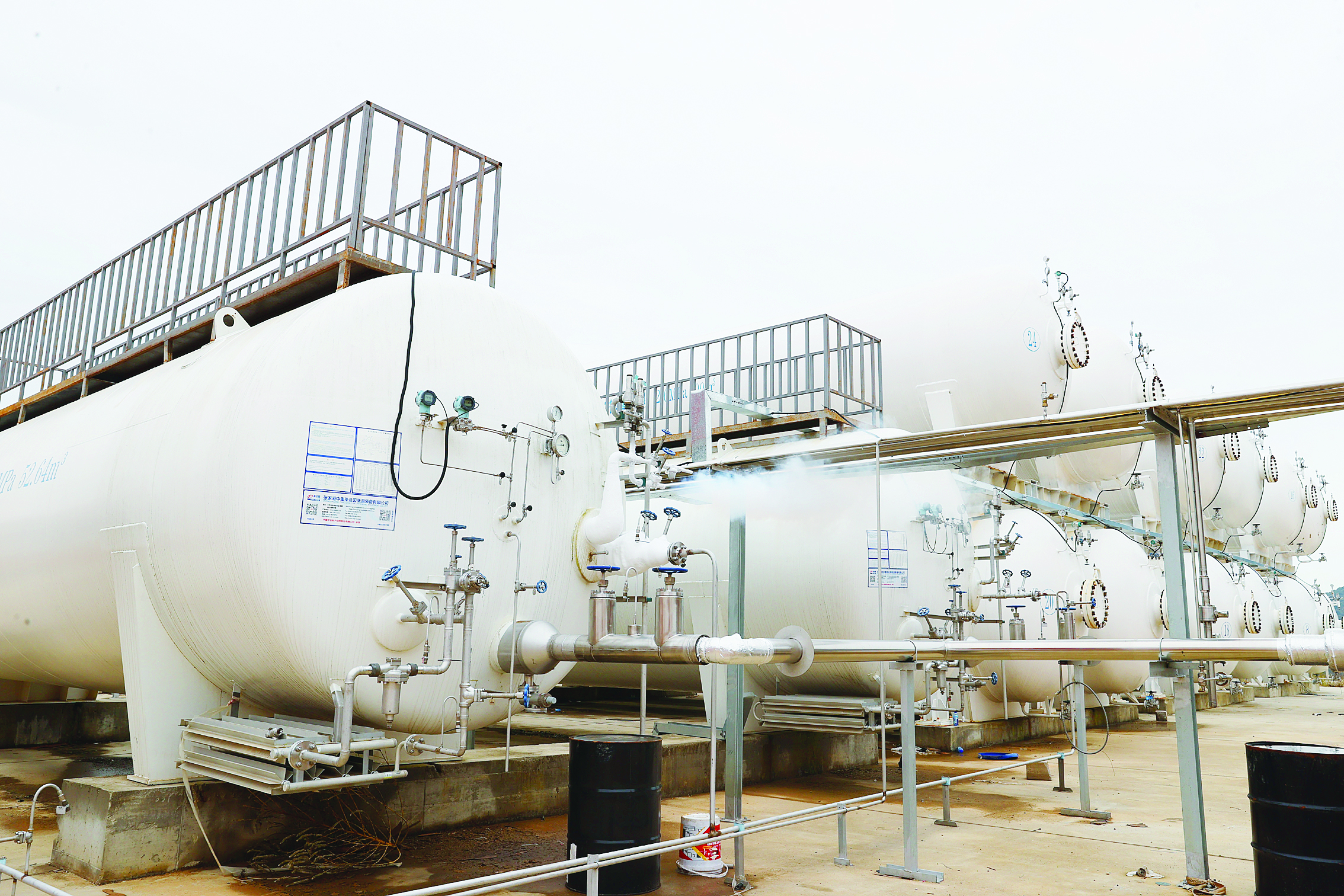     CiADS氦气缓冲罐。