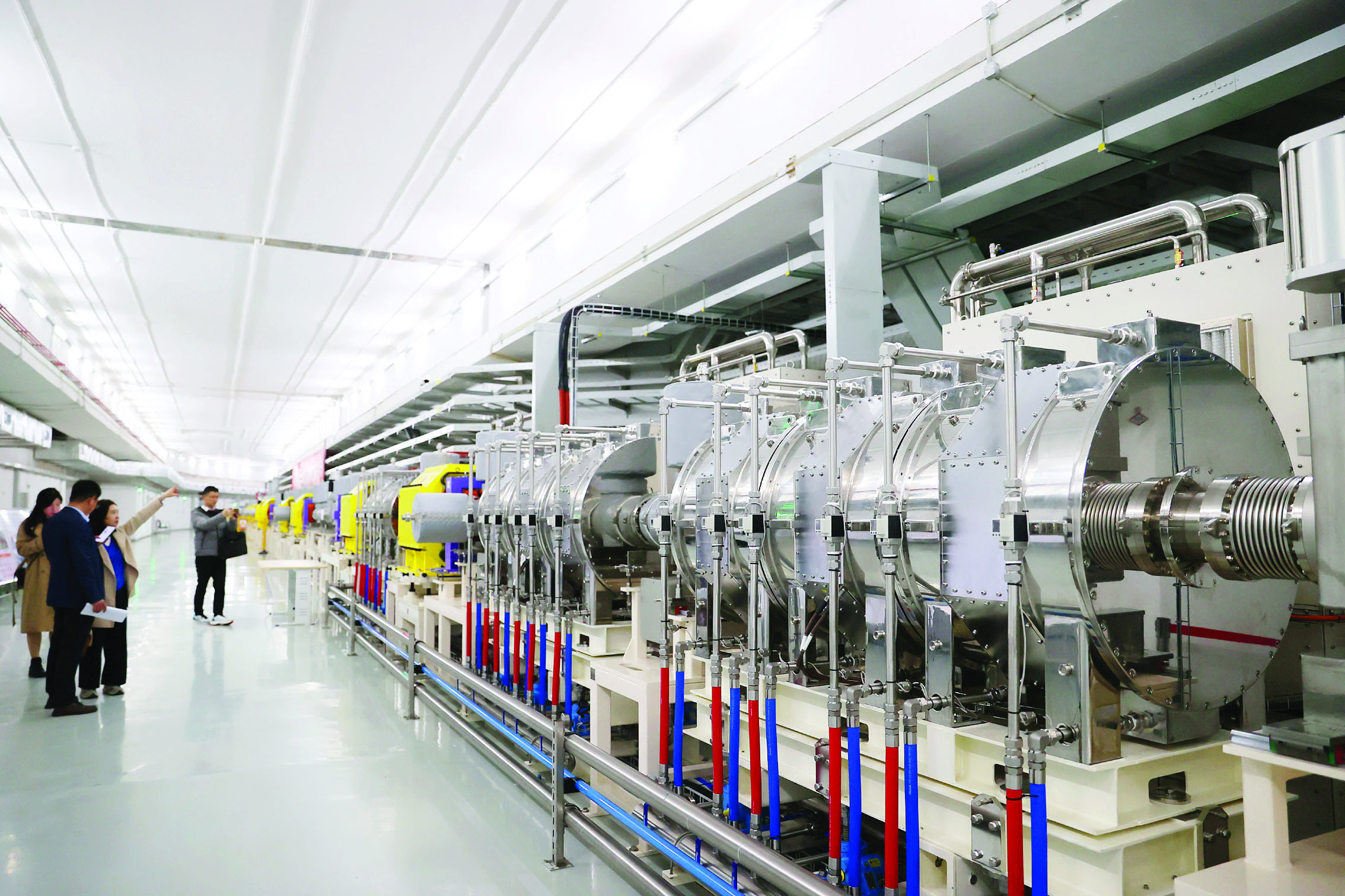     HIAF各单体建筑土建施工完成，配套系统全部投入使用。