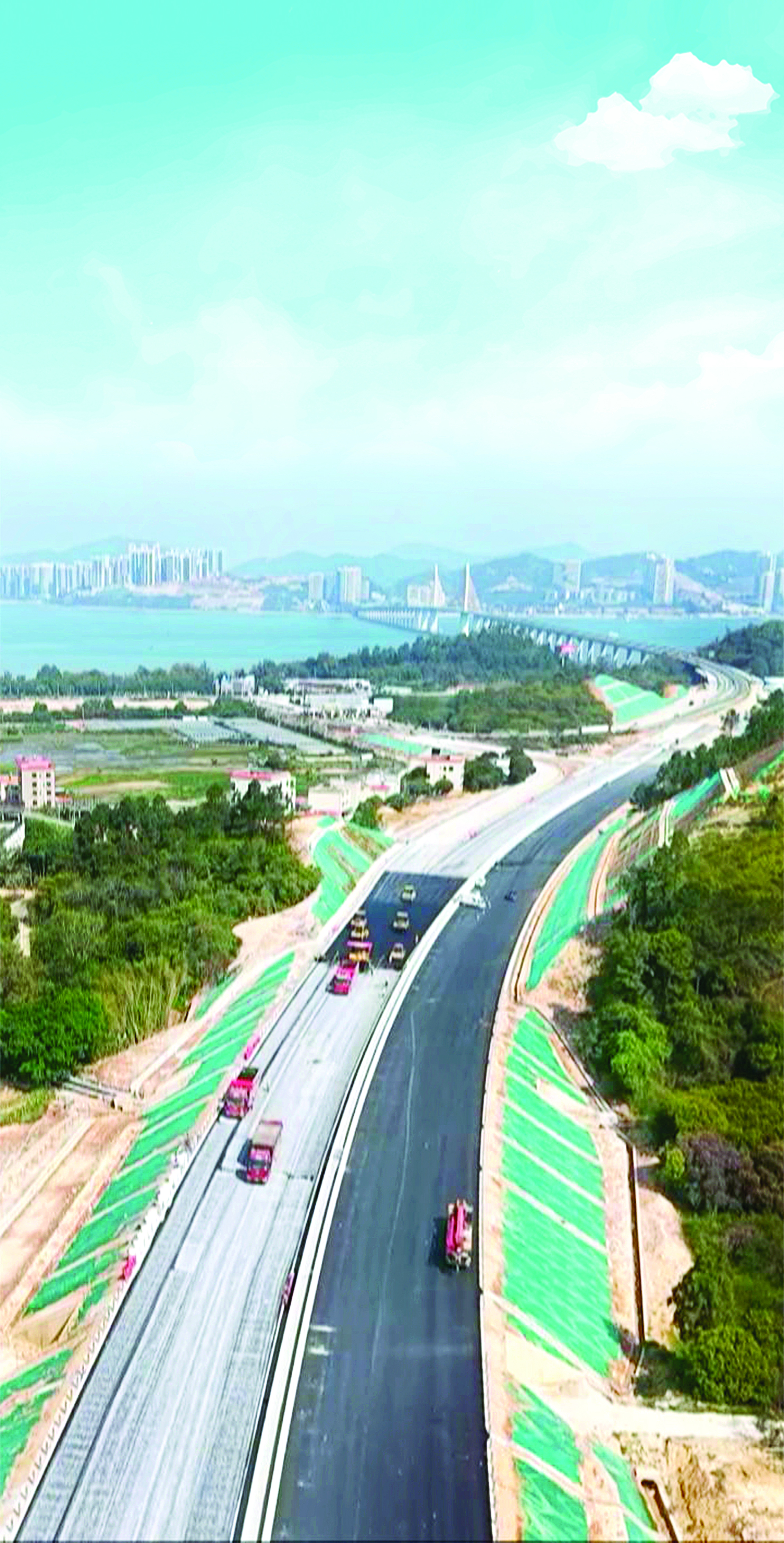     稔平环岛高速施工现场。