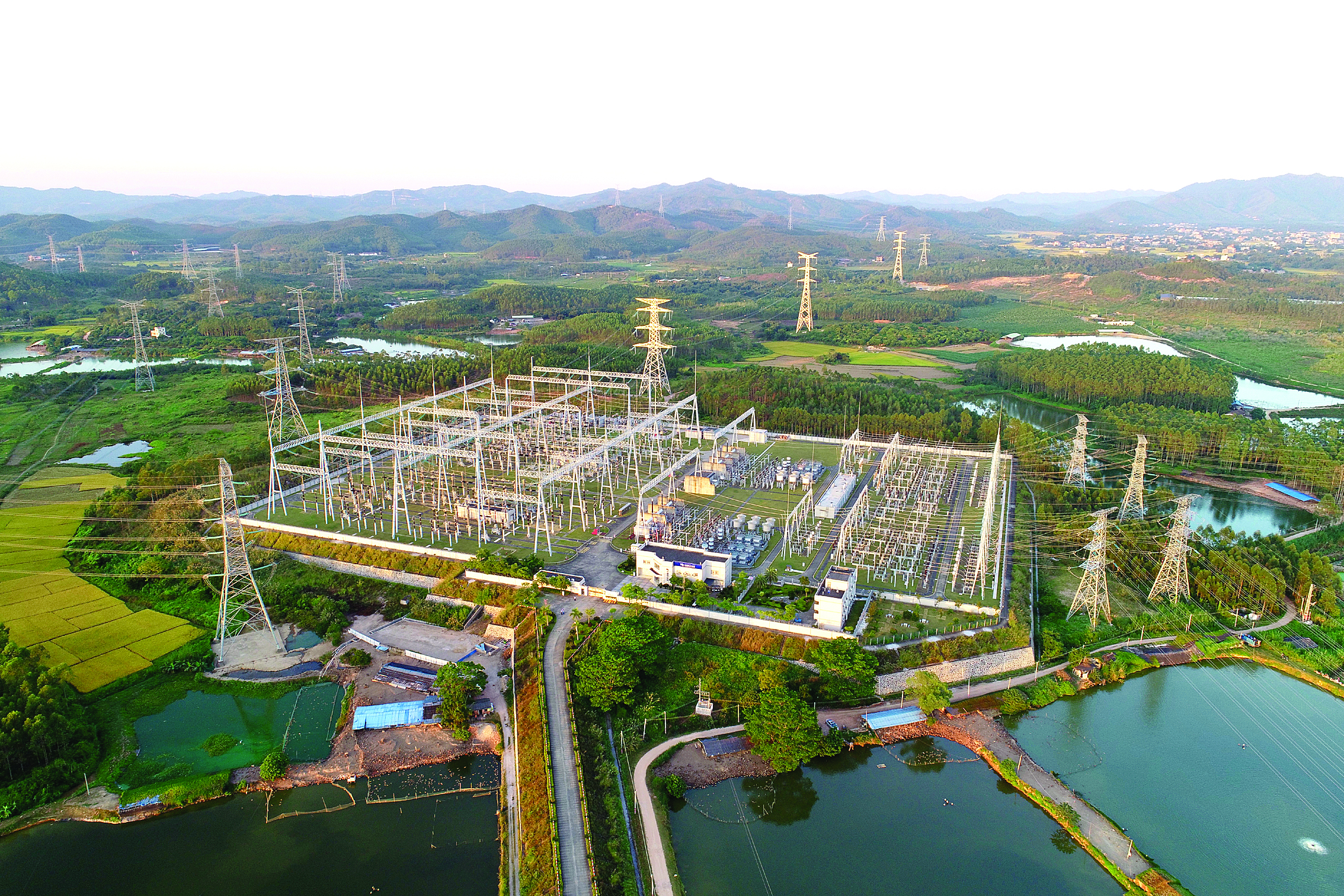     “十四五”以来，惠州供电局投产39座变电站。图片由惠州供电局提供