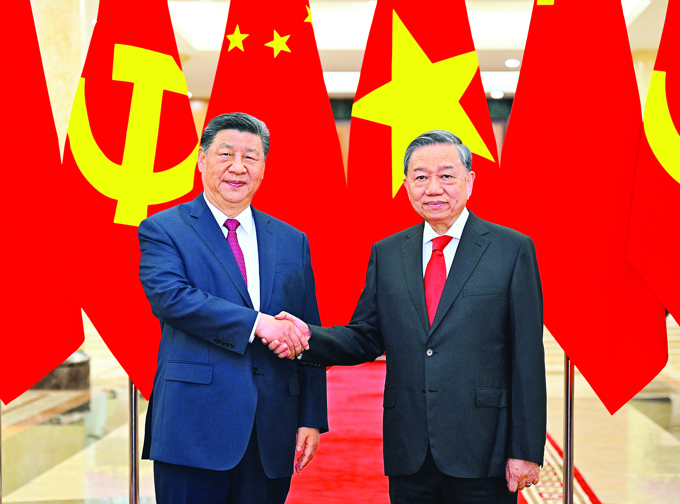     4月14日下午，中共中央总书记、国家主席习近平在越共中央驻地同越共中央总书记苏林举行会谈。新华社发