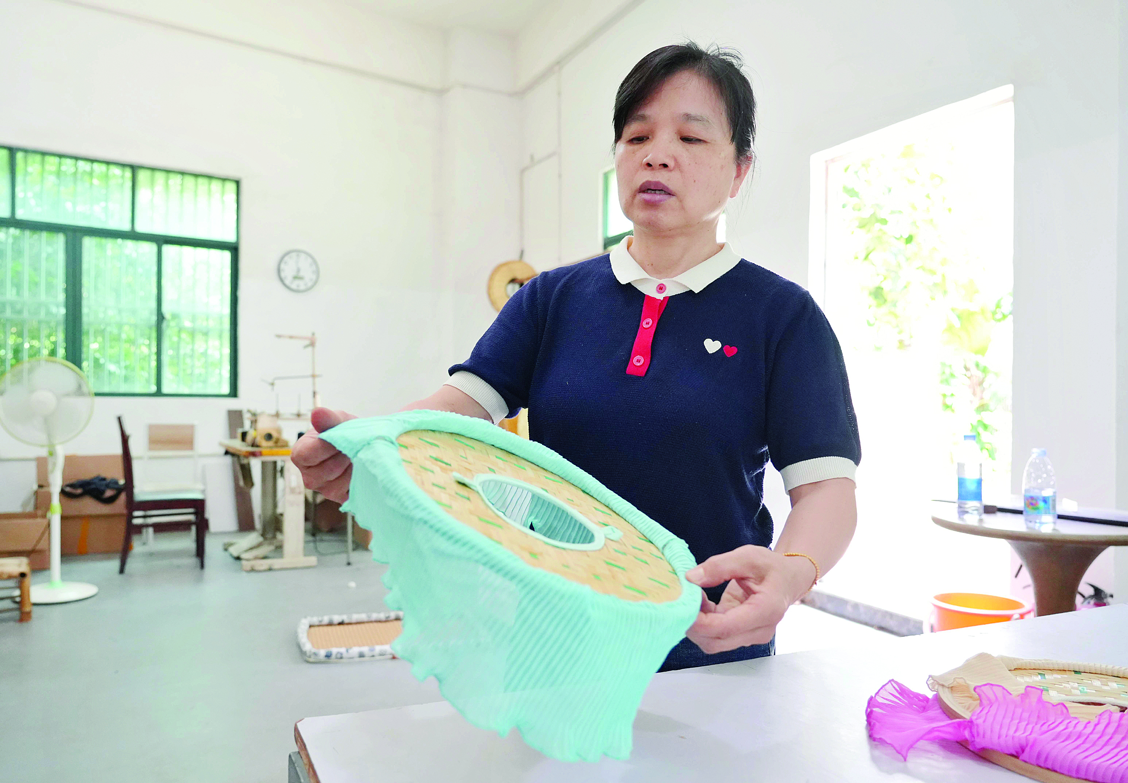     组装式儿童凉帽。