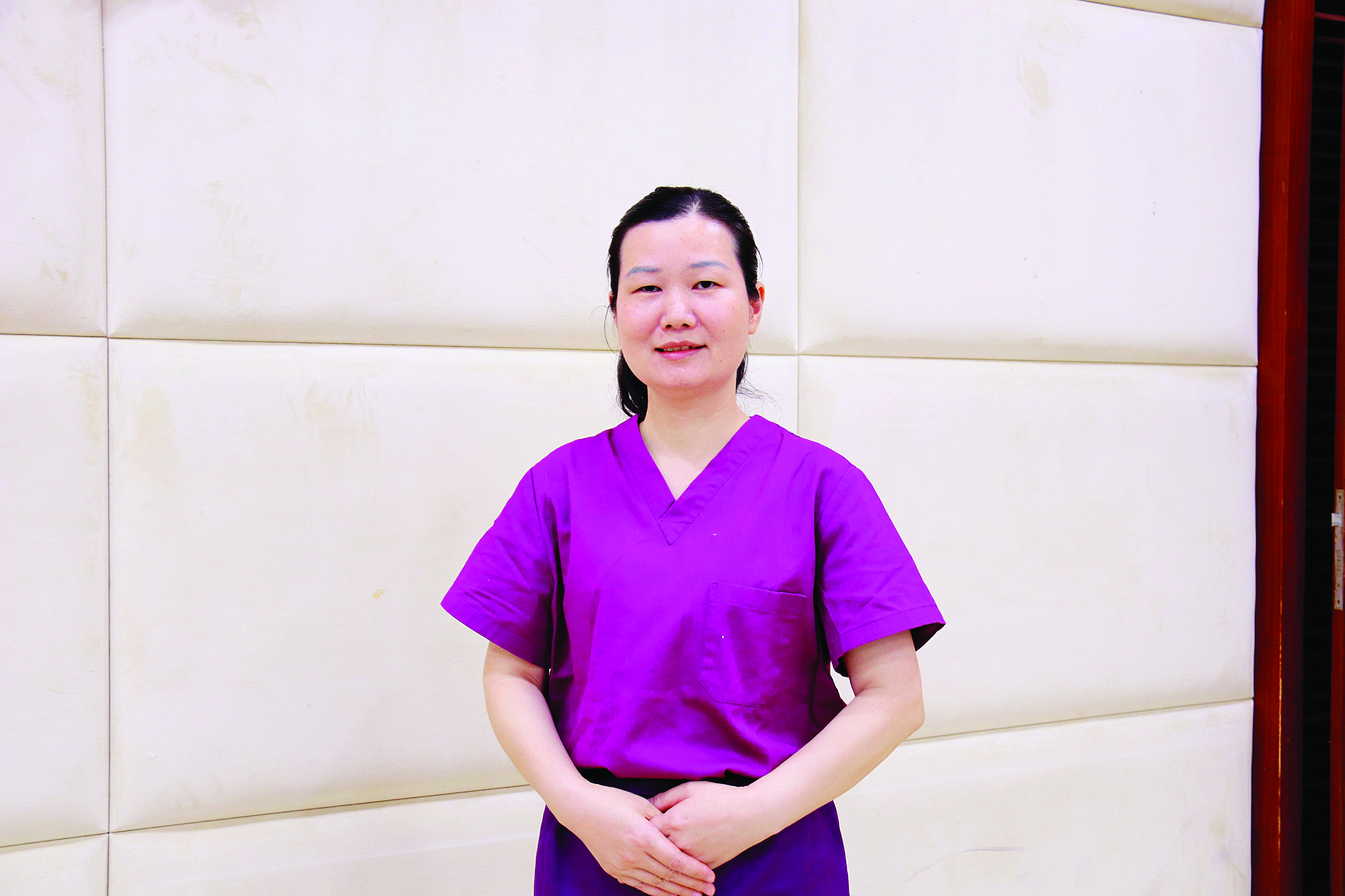     急诊科护士长岳琴。