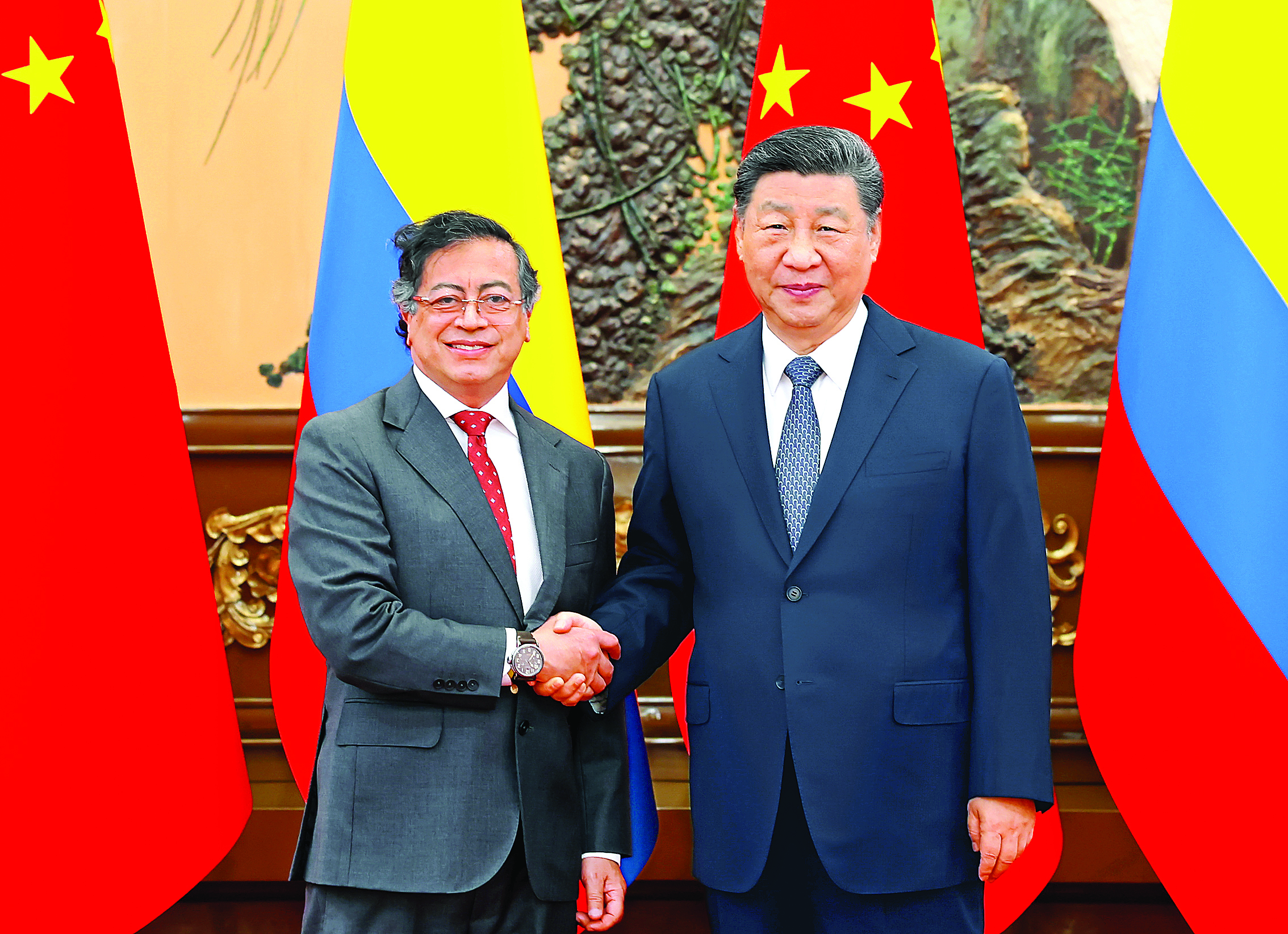     5月14日上午，国家主席习近平在北京人民大会堂会见来华出席中拉论坛第四届部长级会议的哥伦比亚总统佩特罗。    新华社发