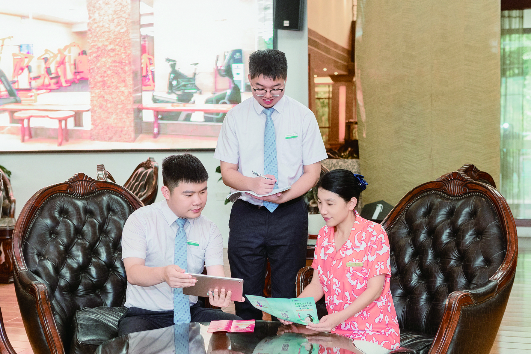     惠州农行工作人员深入文旅企业了解经营情况和融资需求。  由惠州农行提供