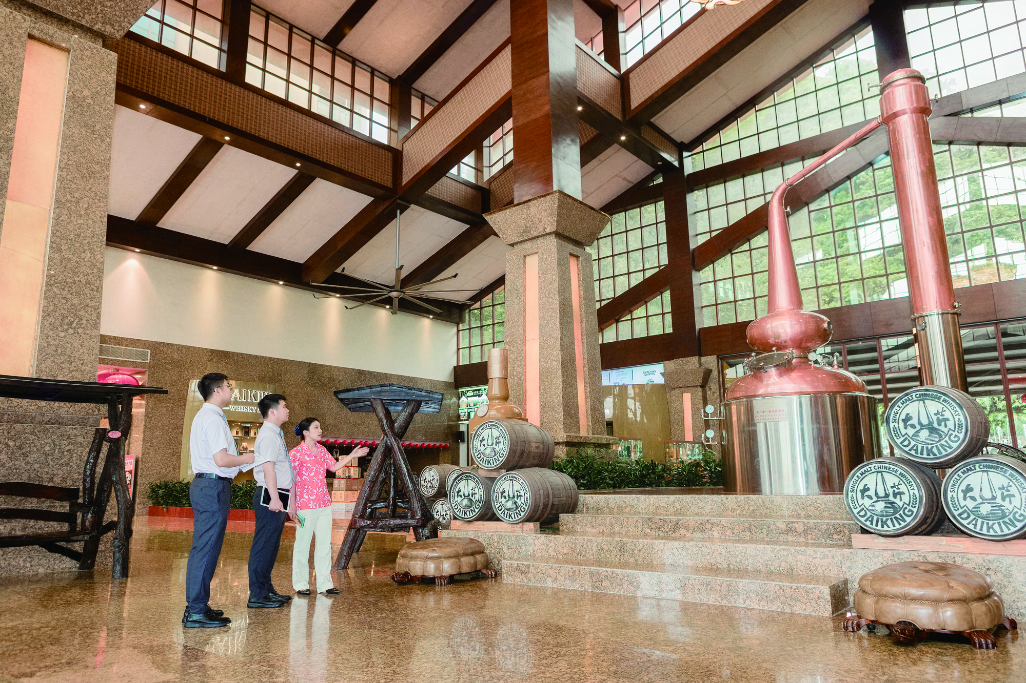     工作人员前往企业考察。由惠州农行提供