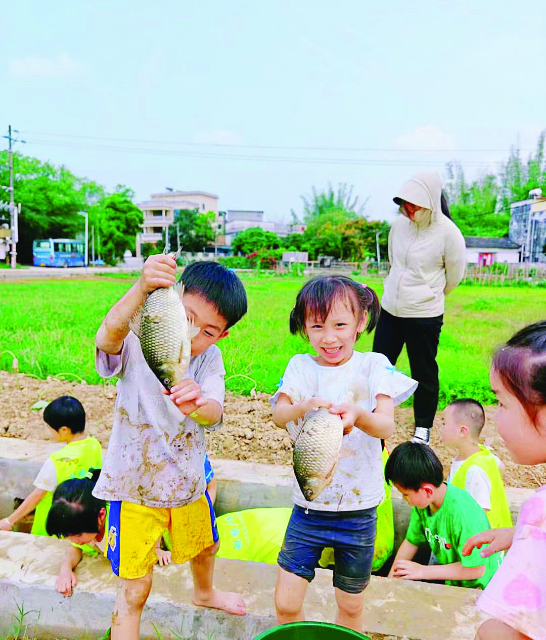     汝湖镇通过开发研学等文旅项目，逐渐带旺“乡村近郊游”。
