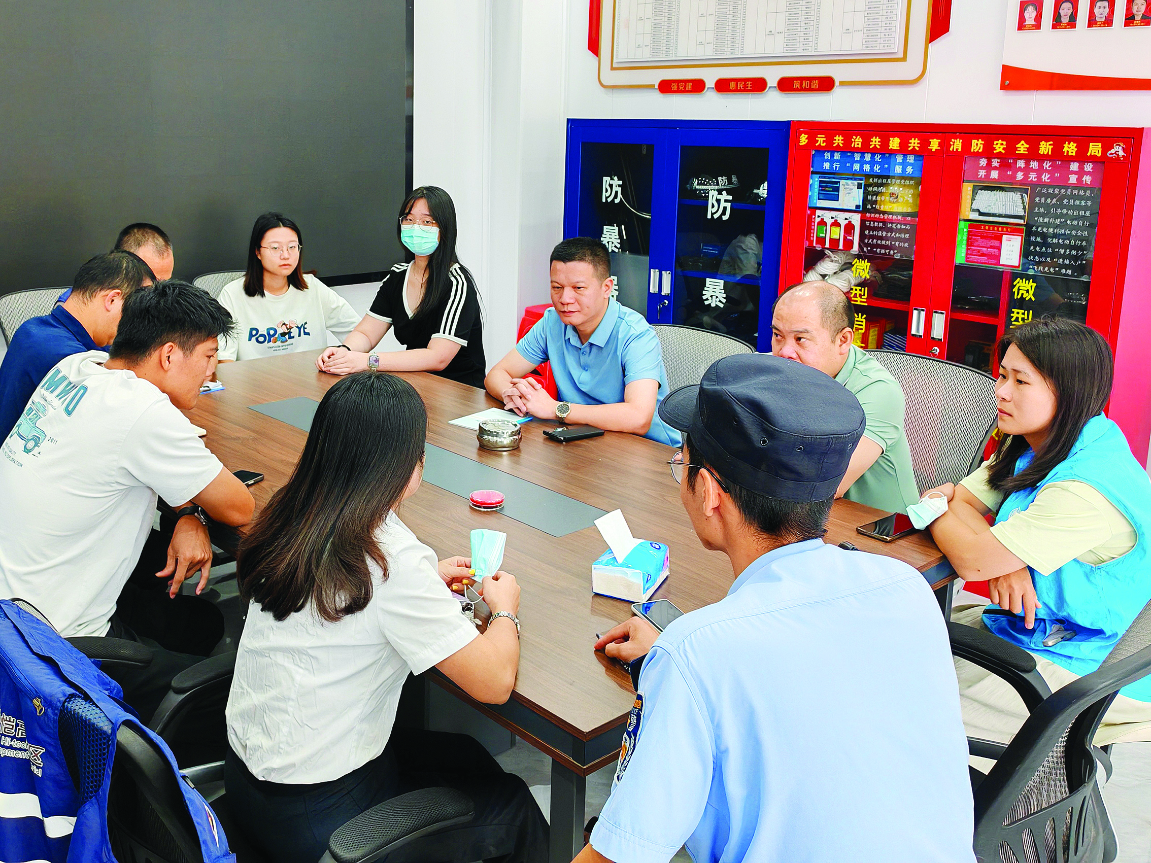     潼侨镇建立完善纠纷调解机制，保障各类纠纷高效快速解决。本组图片 通讯员康晓诗提供