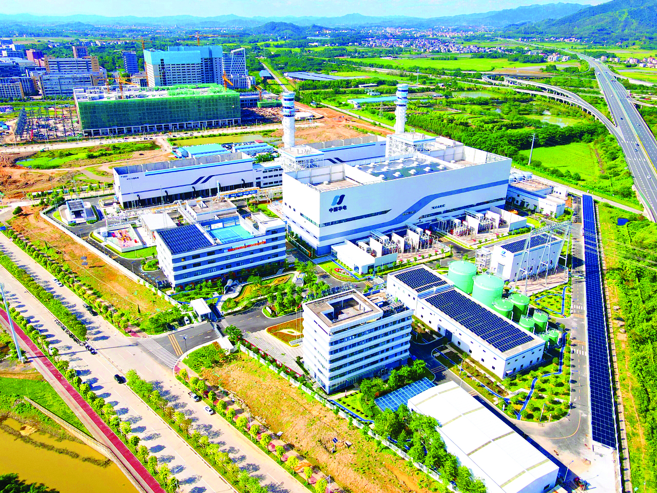     广东华电惠州东江燃机热电项目。惠州日报记者刘乙端 摄