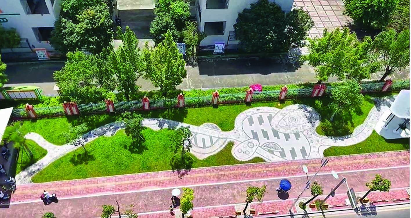     惠城区金石学校门前的口袋公园。