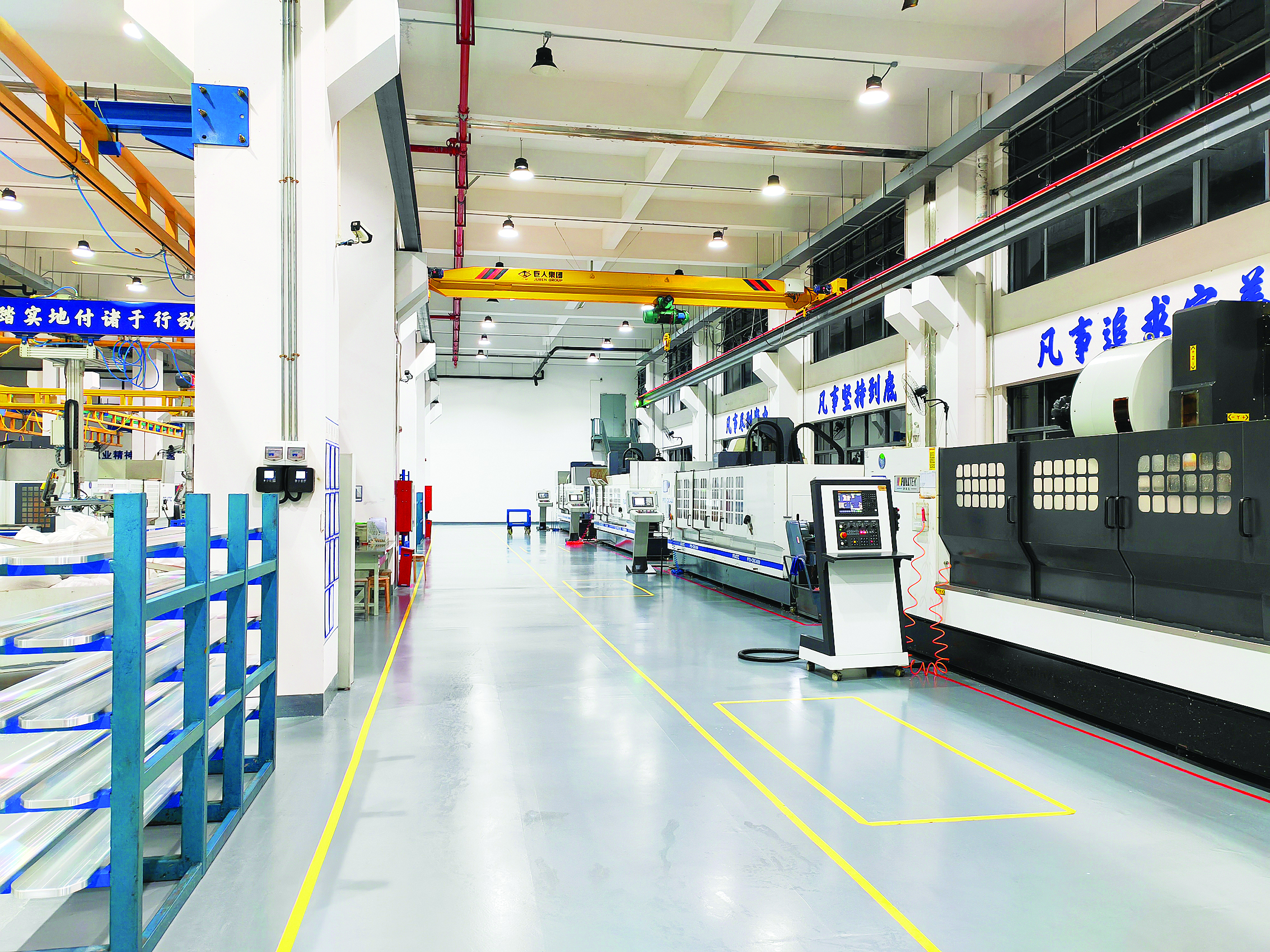     仲恺高新区将多维度发力，加速AI生态布局。这是仲恺一家企业智能生产车间。惠州日报记者刘乙端 摄