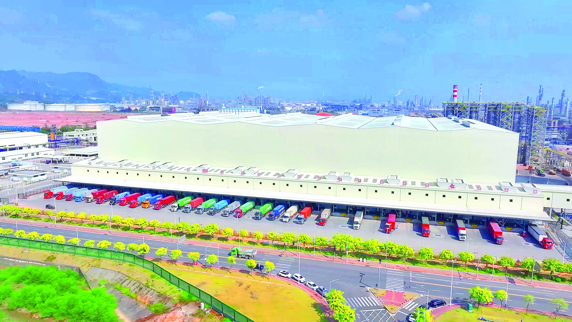     埃克森美孚惠州乙烯项目一角。