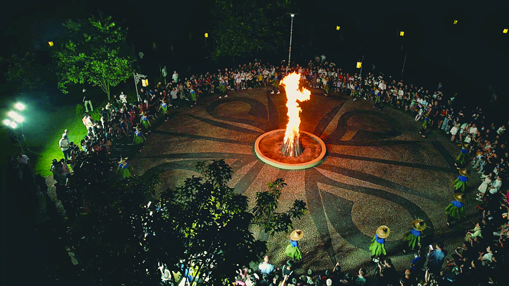     蓝田瑶族乡深挖特色文化资源，“舞火狗”等活动精彩纷呈。