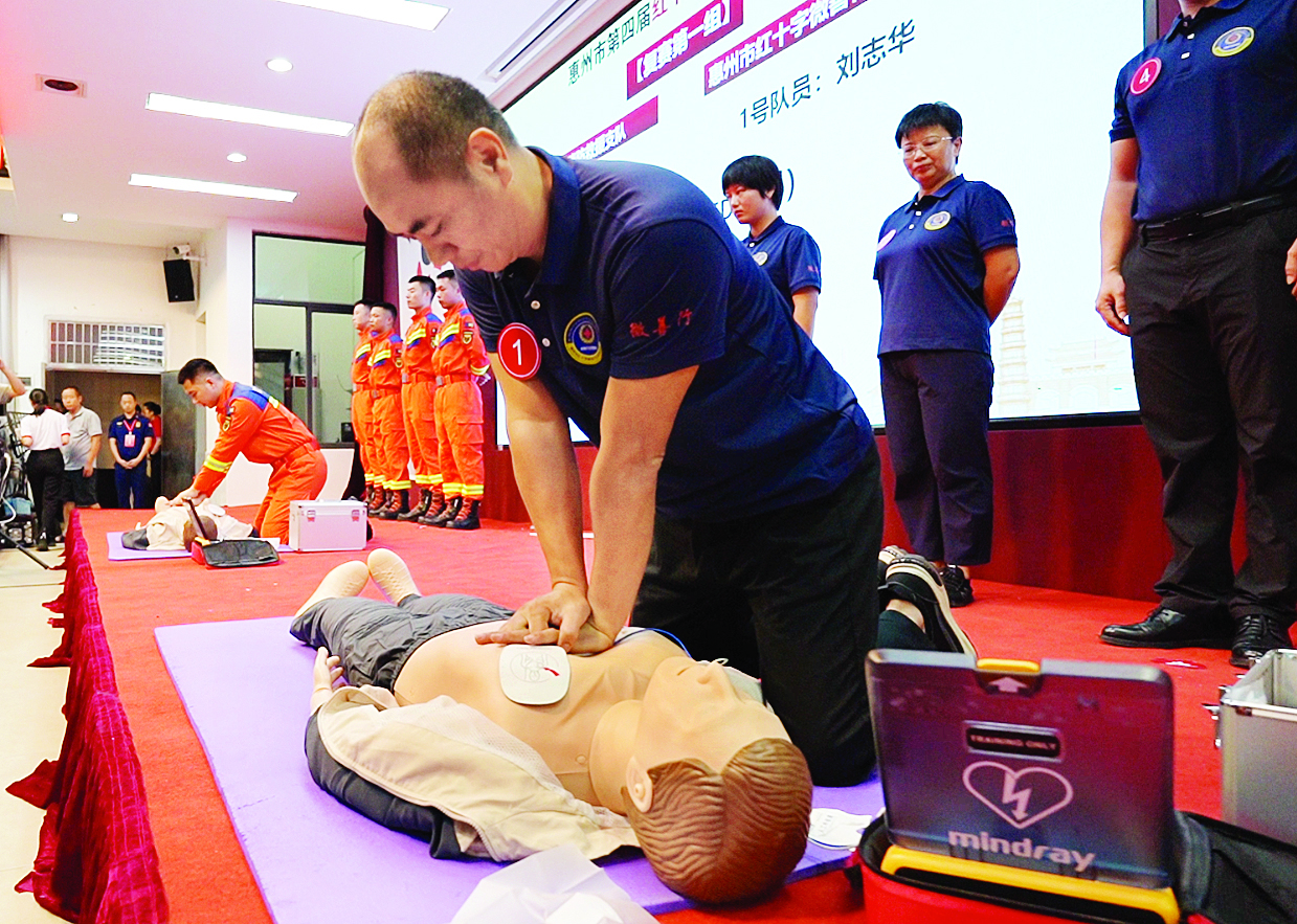     参赛选手展开角逐。惠州日报记者姜劲宇 摄