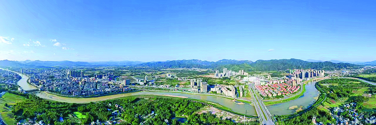     航拍龙门县城。