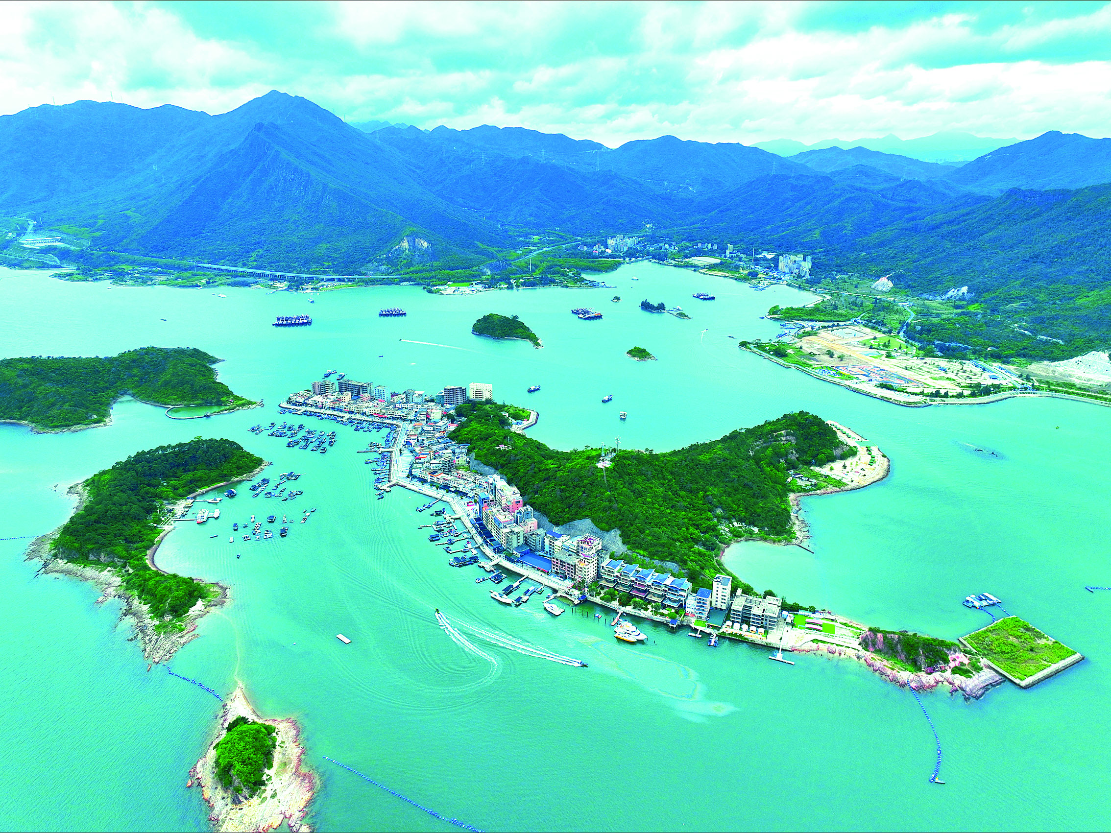     大亚湾风光。                                     惠州日报记者谢伟鑫 摄