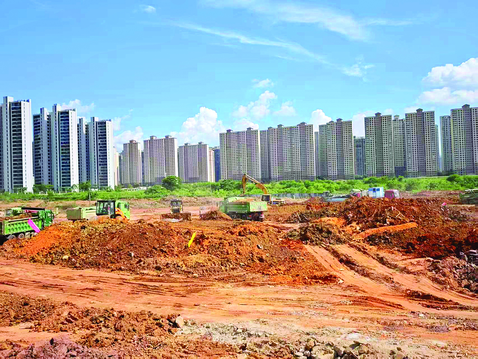     中海金山湖项目建设现场。