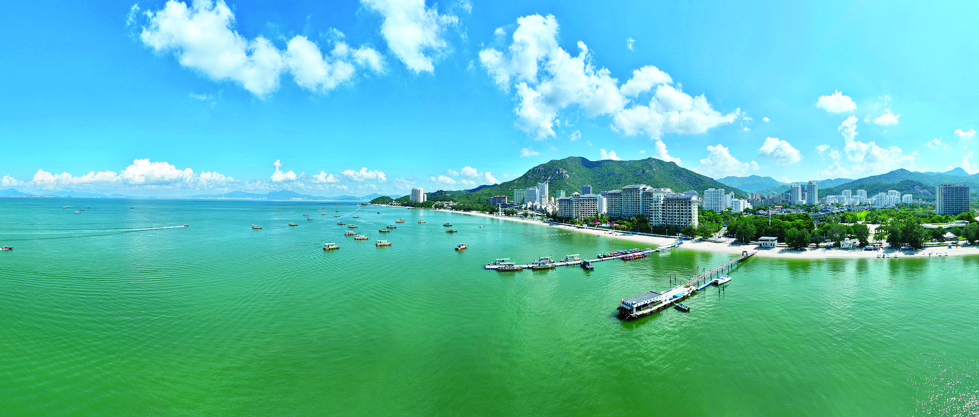     惠东推出一系列措施优化滨海旅游体验。惠州日报记者罗剑业 摄