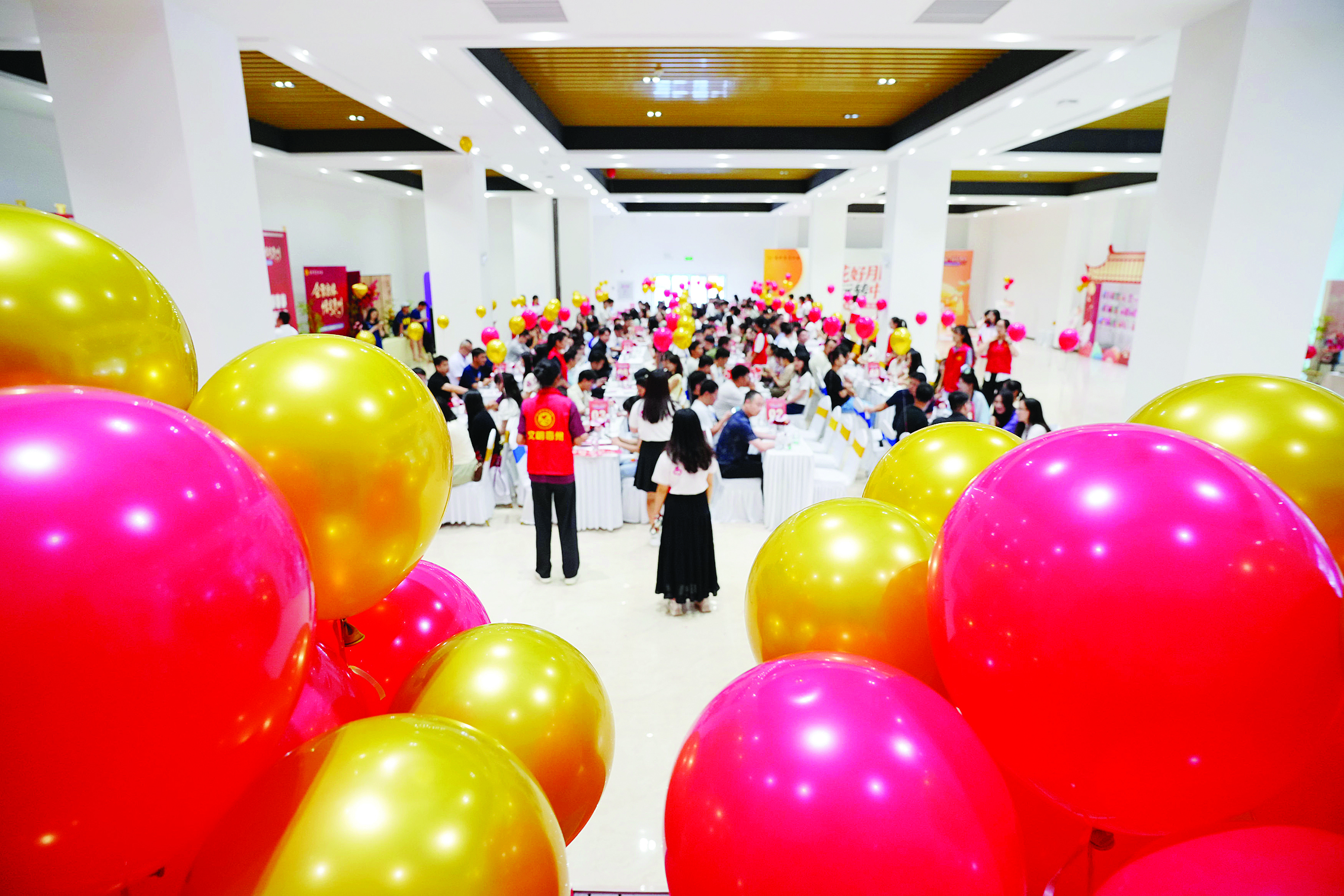     2025年惠州工会单身职工交友活动现场。