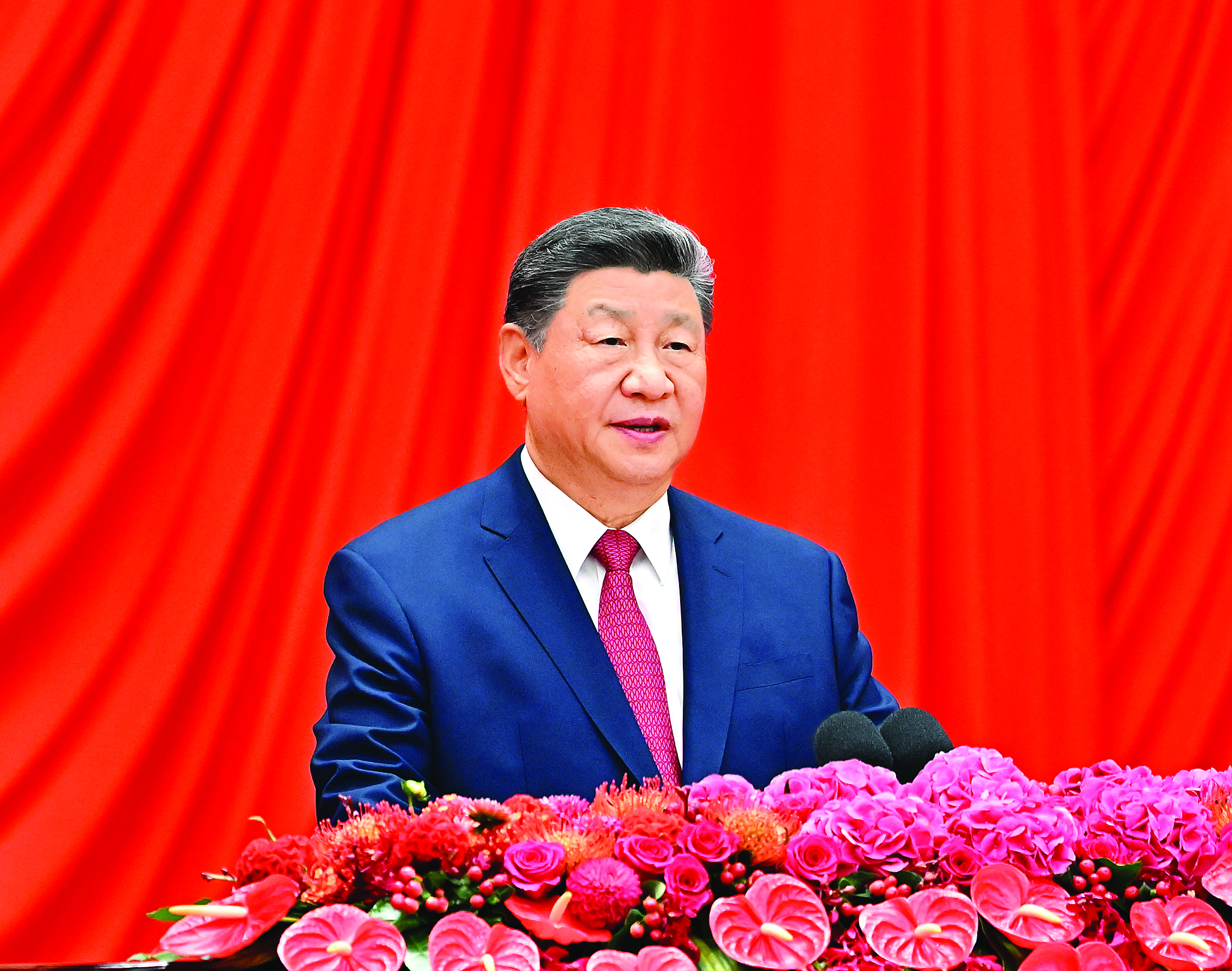     9月30日晚，庆祝中华人民共和国成立76周年招待会在北京人民大会堂举行。中共中央总书记、国家主席、中央军委主席习近平出席招待会并发表重要讲话。新华社发