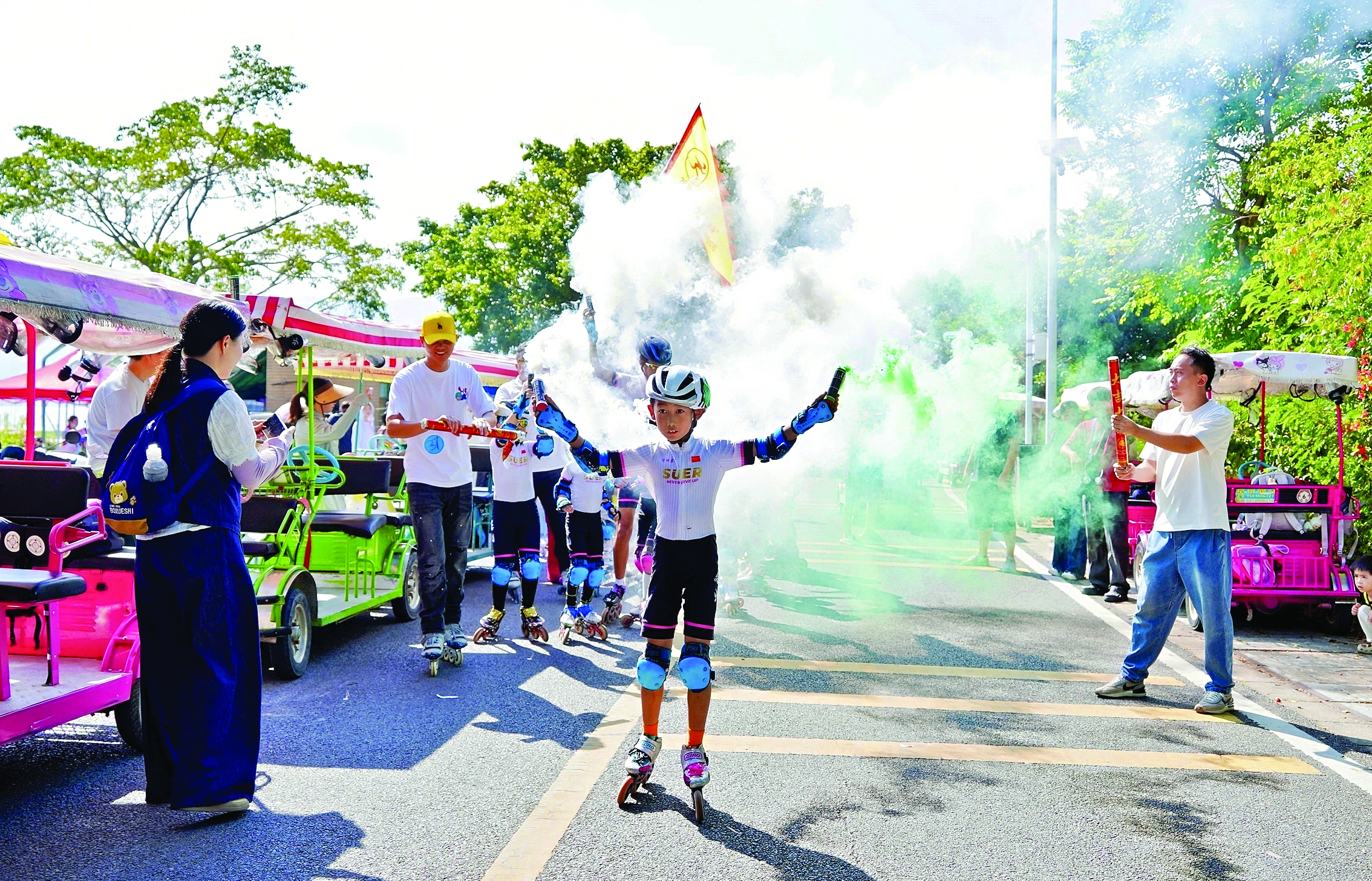     选手们向终点冲刺。惠州日报记者曾静妍 通讯员王文婷 摄