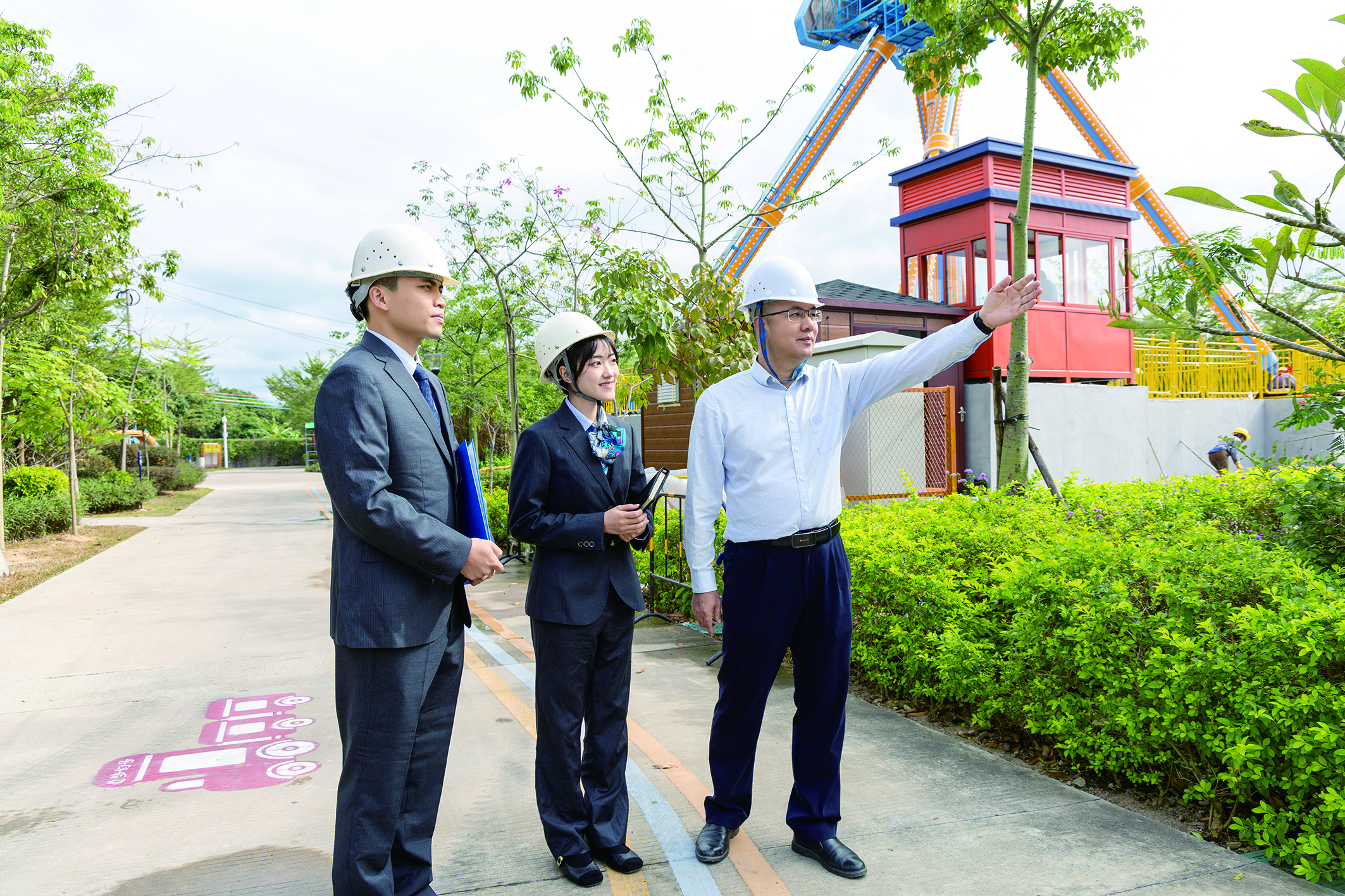     惠州农行客户经理到罗浮山力天梦幻生态园项目实地调研。