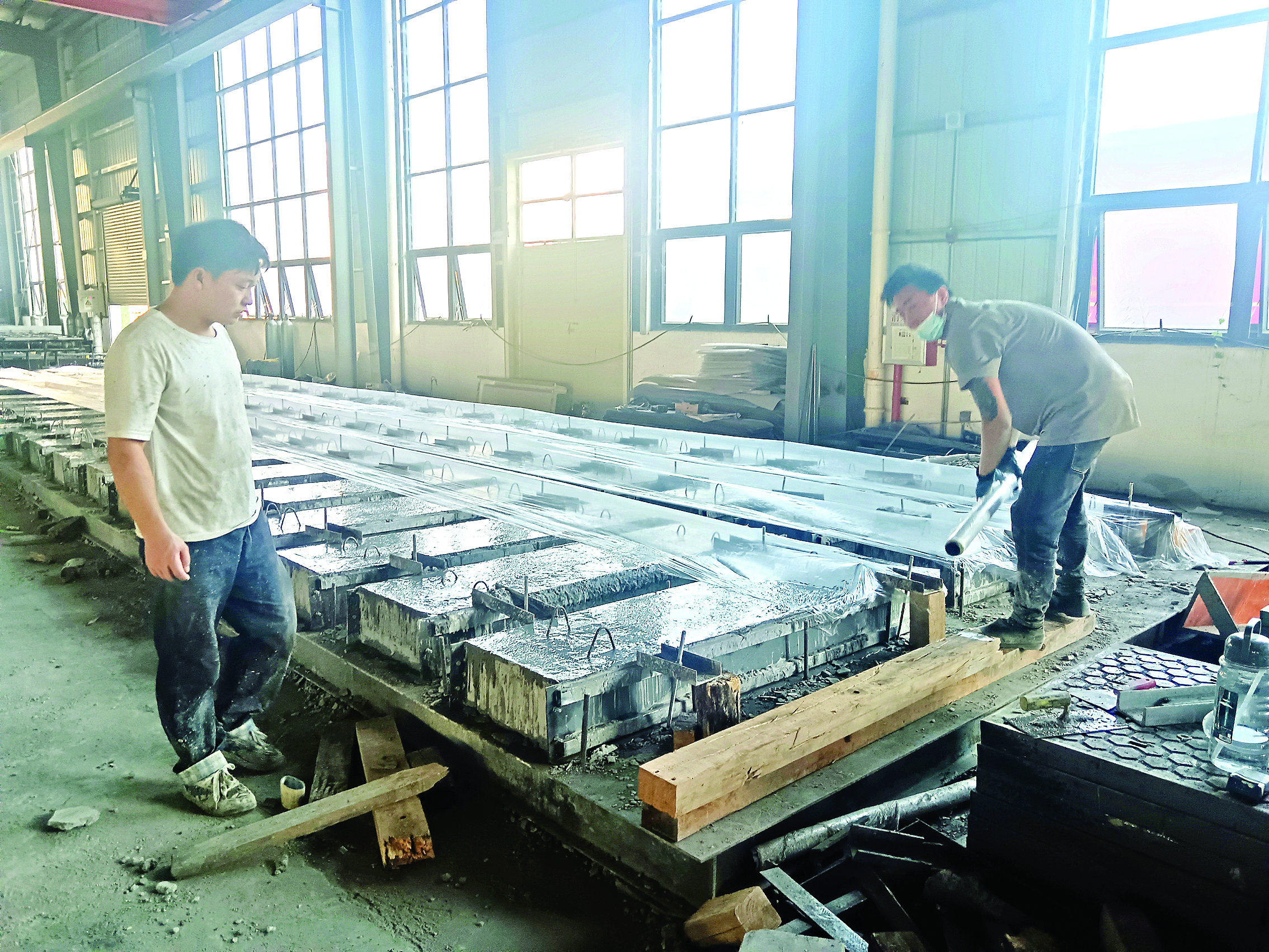     尚博特公司生产热情高涨。