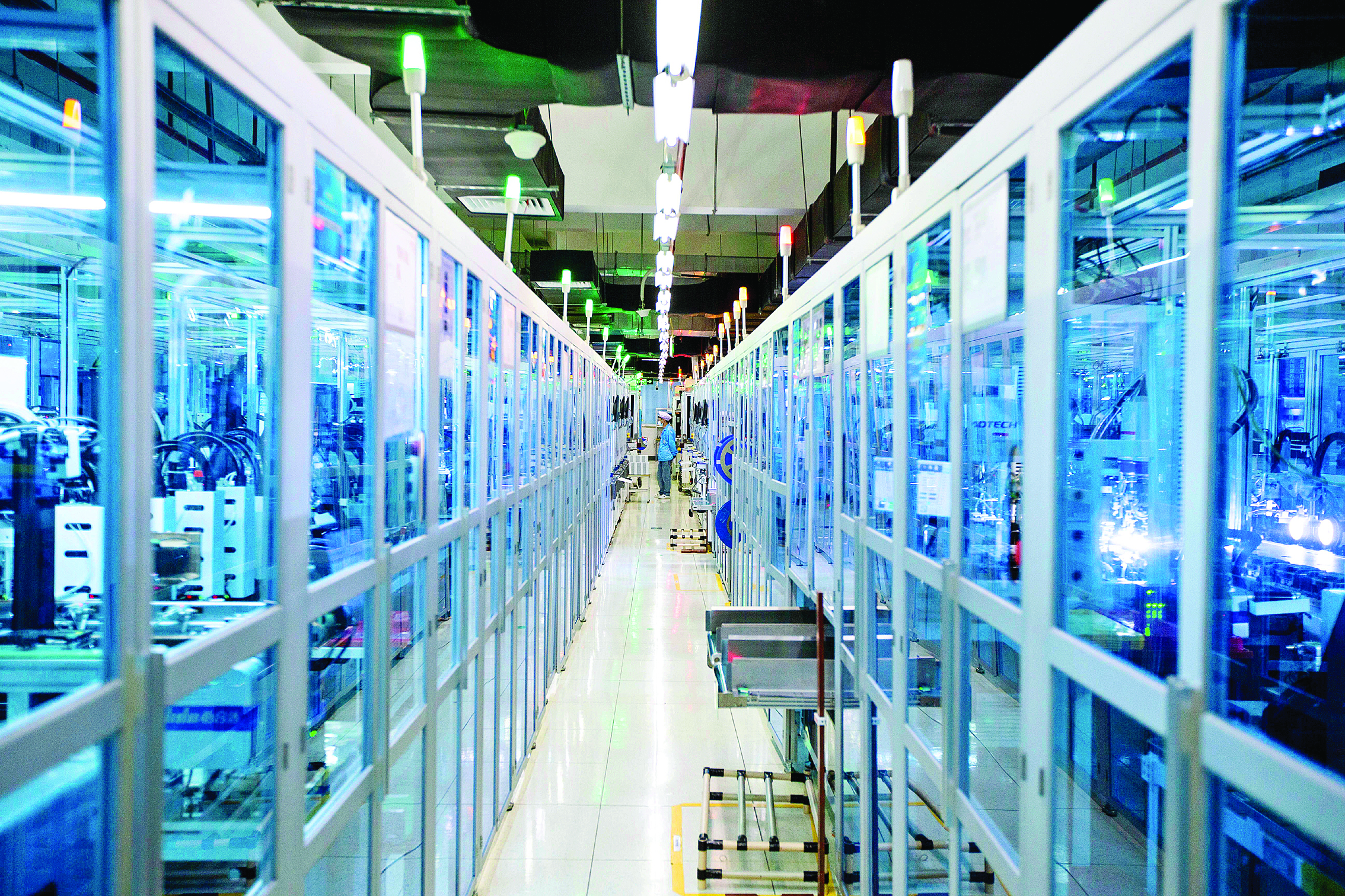     惠州市德赛电池有限公司生产车间。惠州东江图片社供图