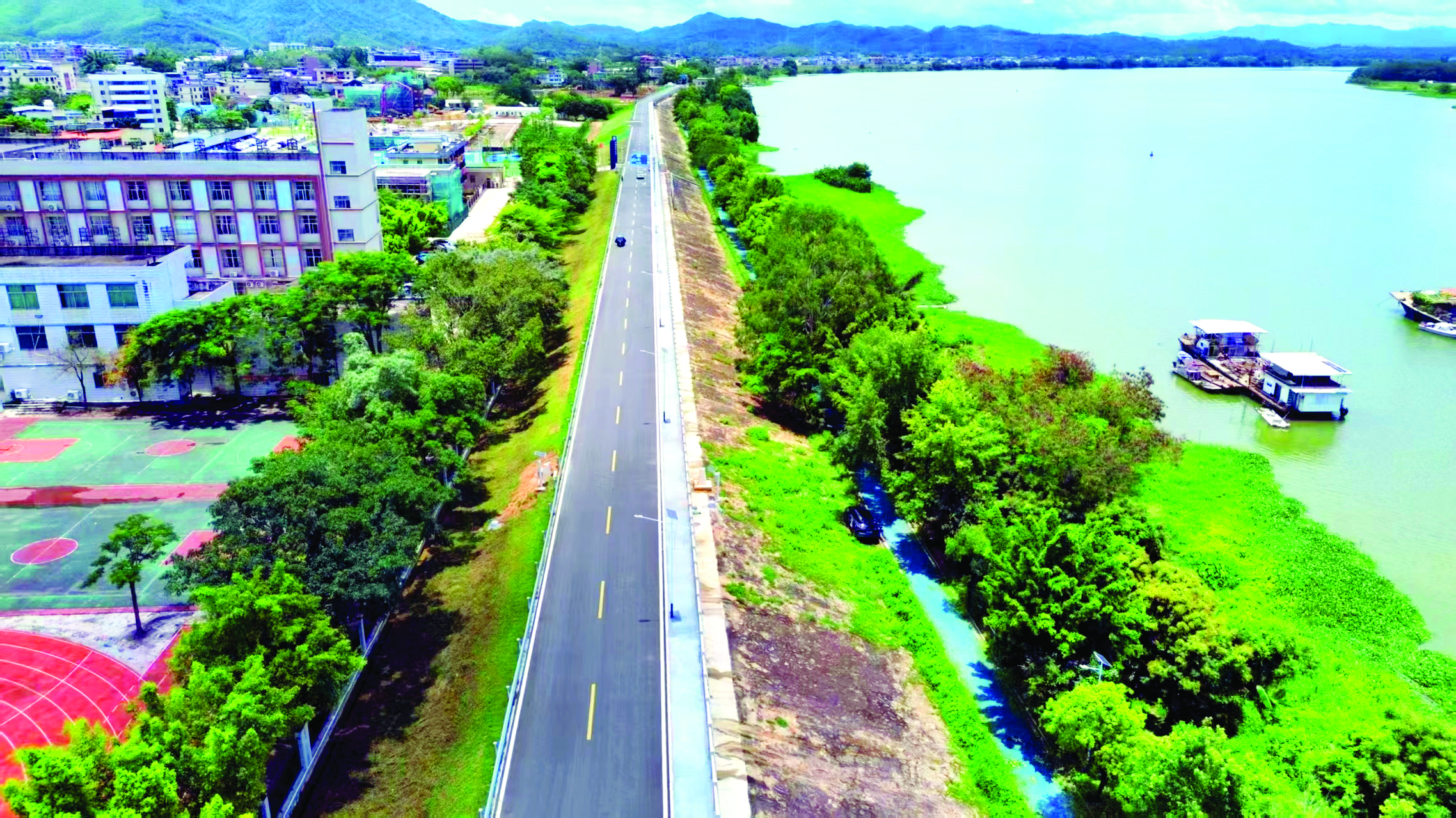     汝湖镇美丽乡村走廊依东江而建。