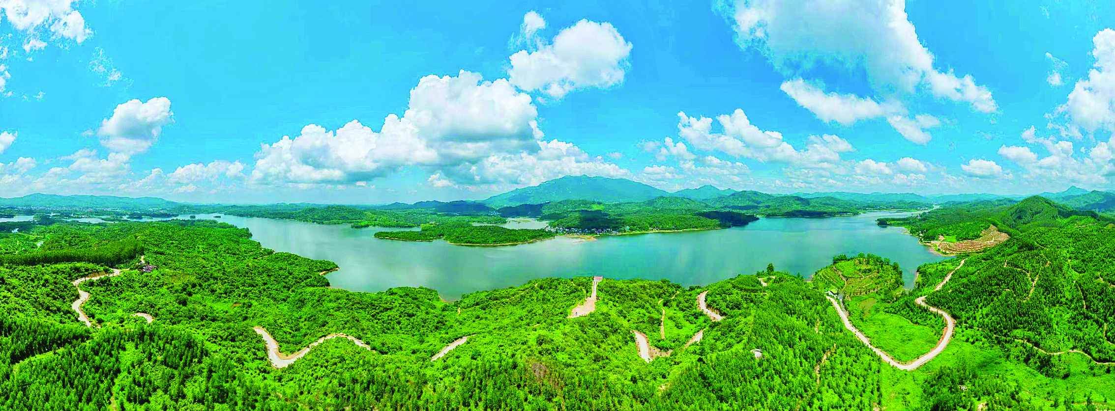     金奖获得者黄敬荣作品《风和日丽》，拍摄于湖镇镇显岗水库。图片由黄敬荣提供