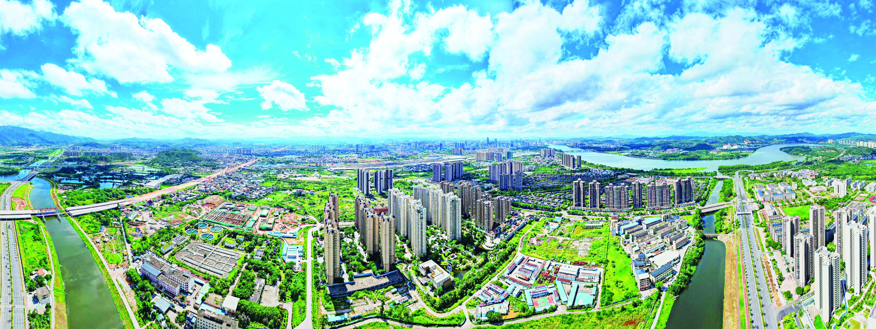     小金口街道以“百千万工程”为引领，推动城乡融合取得新发展。惠州日报记者彭红霞 通讯员曾建青 摄