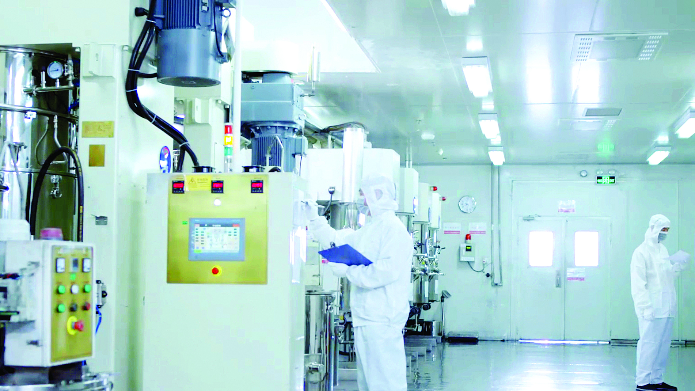     豪鹏科技储能产线引进高度自动化的智能制造装备。惠州东江图片社供图