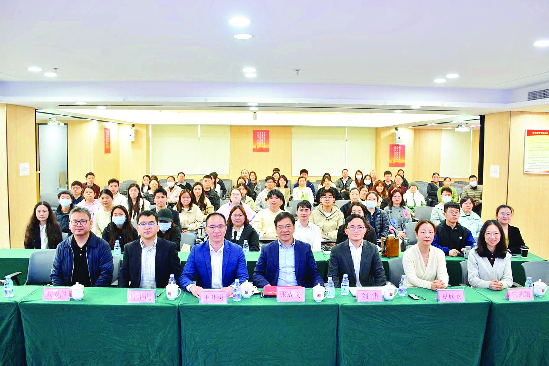     惠州市口腔医学会牙体牙髓专委会学术年会暨病例展评圆满举办。惠州口腔医院供图