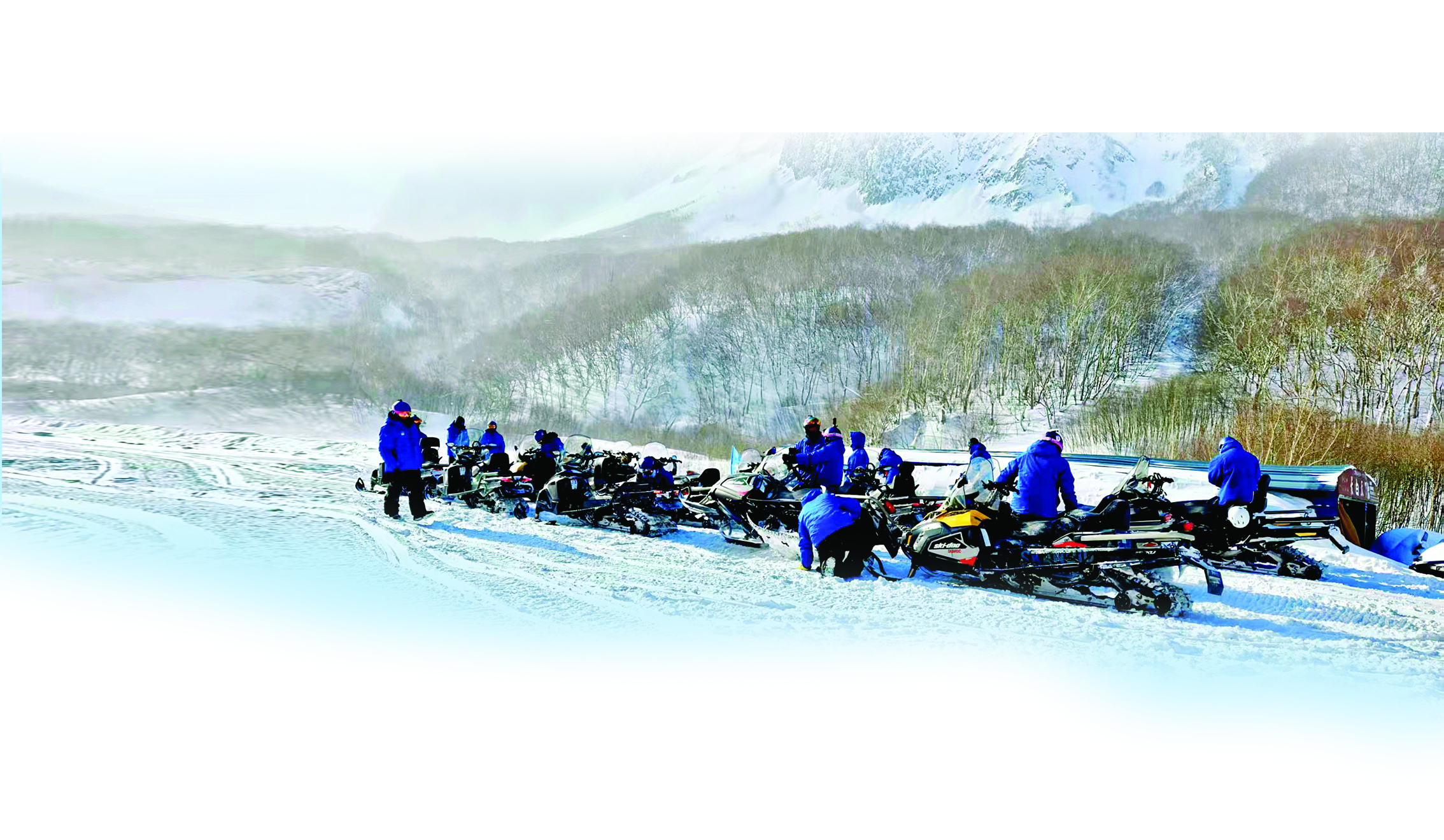 <p>    冰雪覆盖的长白山。 任洁佳 摄</p>