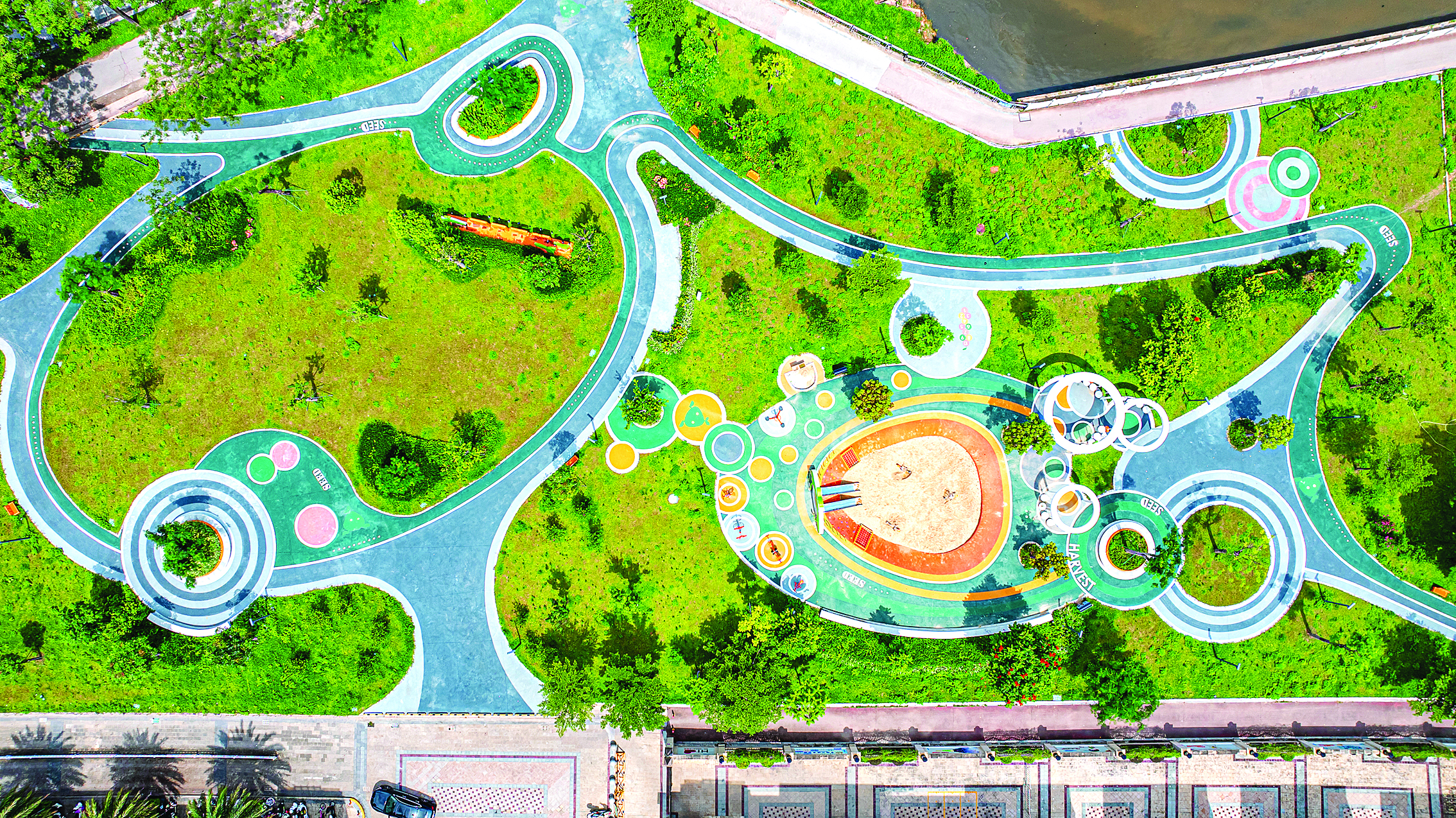     位于惠城区水口街道的口袋公园环境优美。