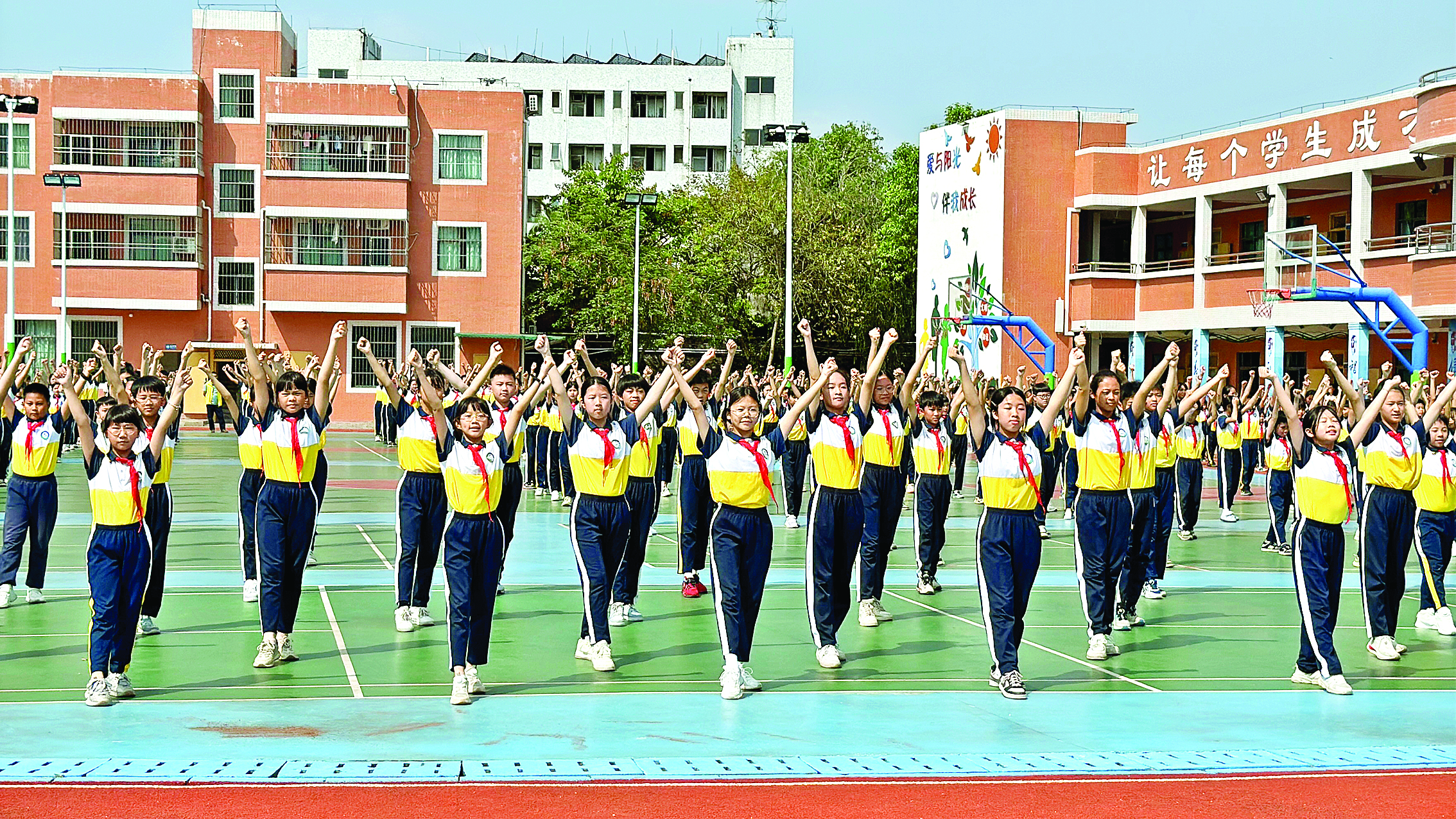     沙田镇中心小学麒麟课间操。