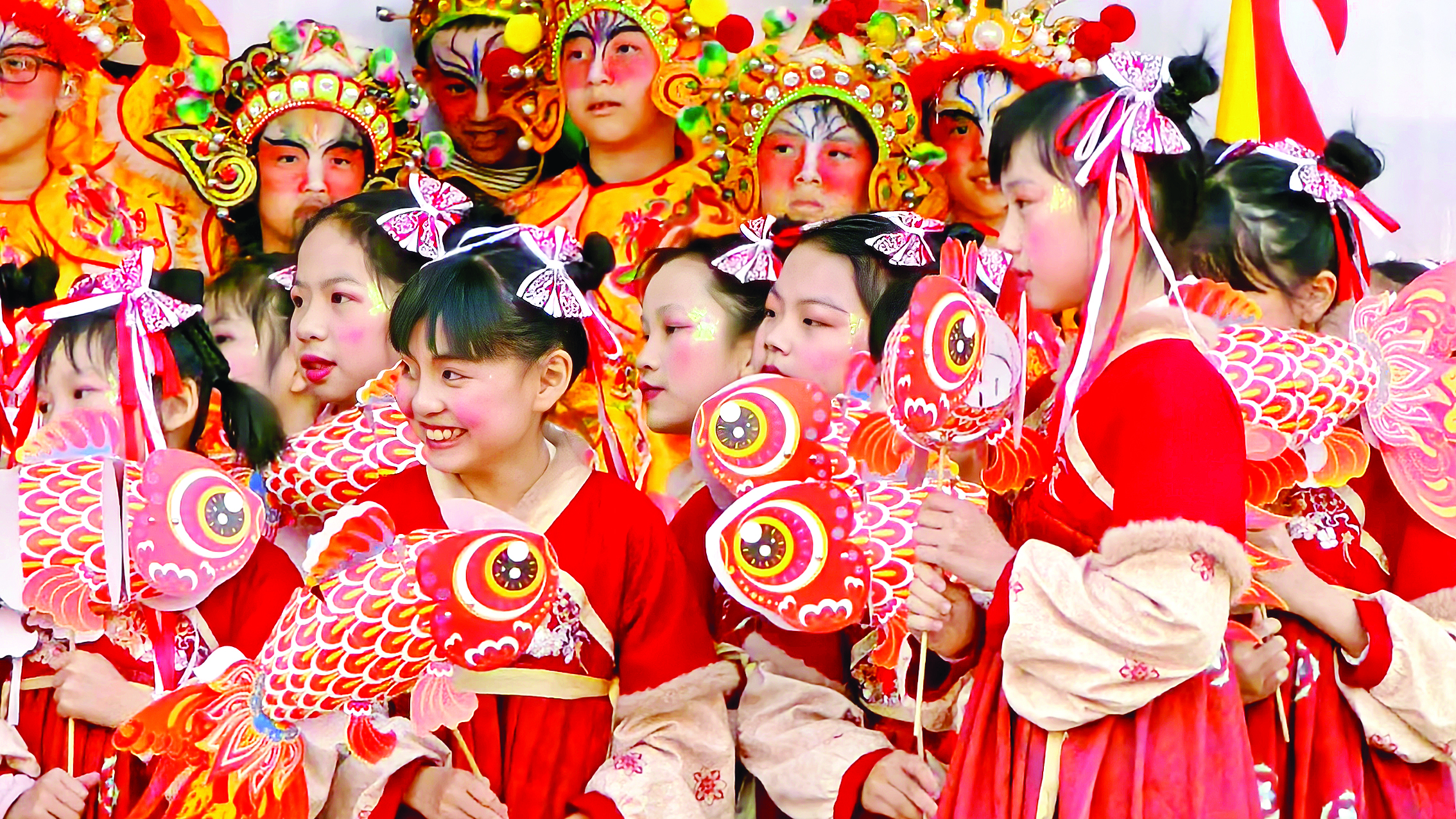     半岛学校精心打造体育节、读书节、科技节、艺术节四大校园节日。