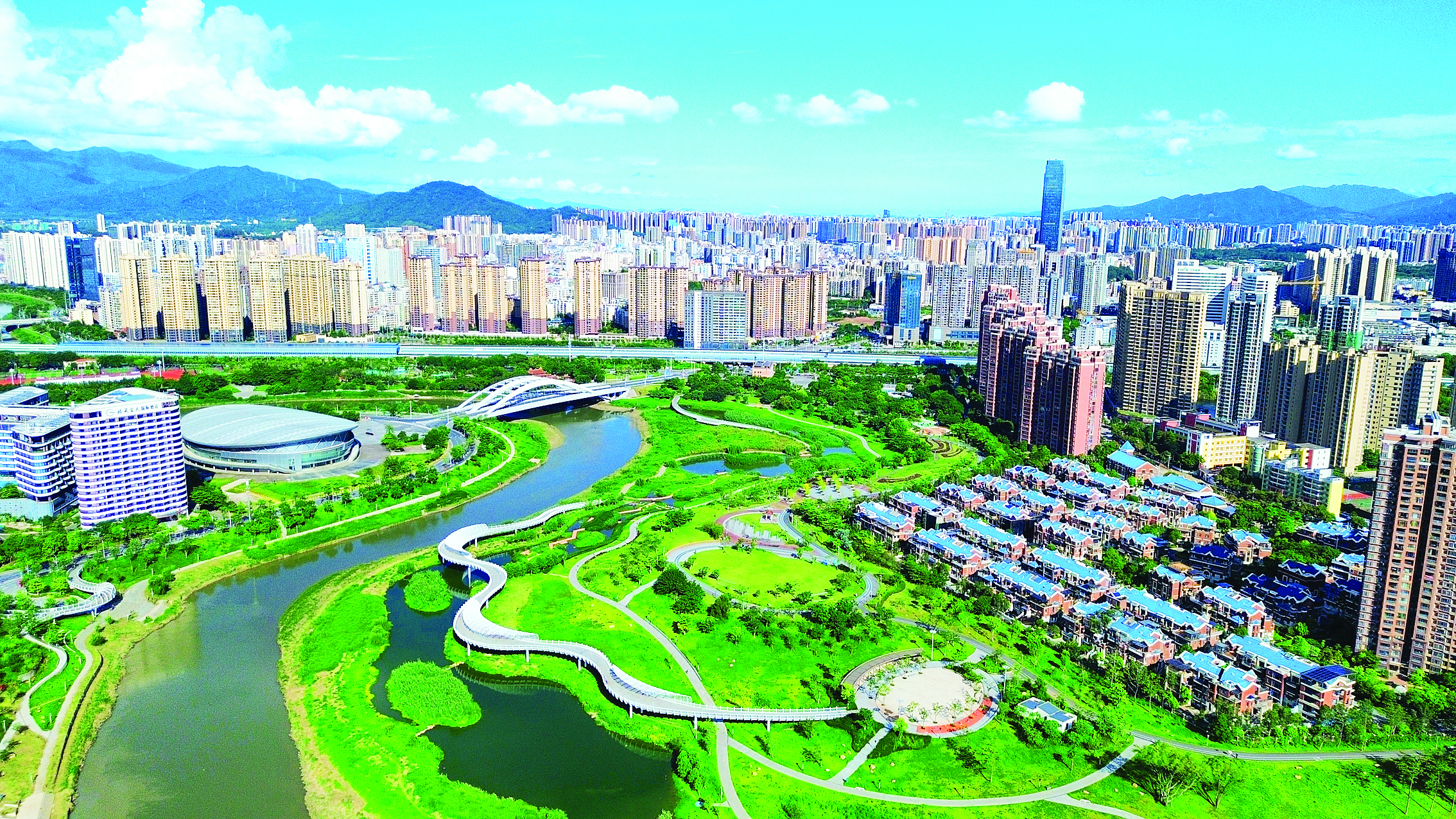     惠阳区城市面貌日新月异。惠州日报记者许文昌 摄